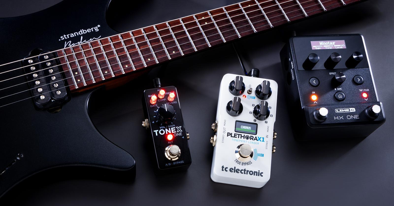 Line 6 HX One Guitar Multi-effects Floor Processor with