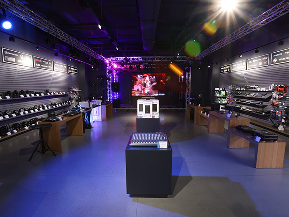 Sweetwater Musical Instrument and Pro Audio Gear Store