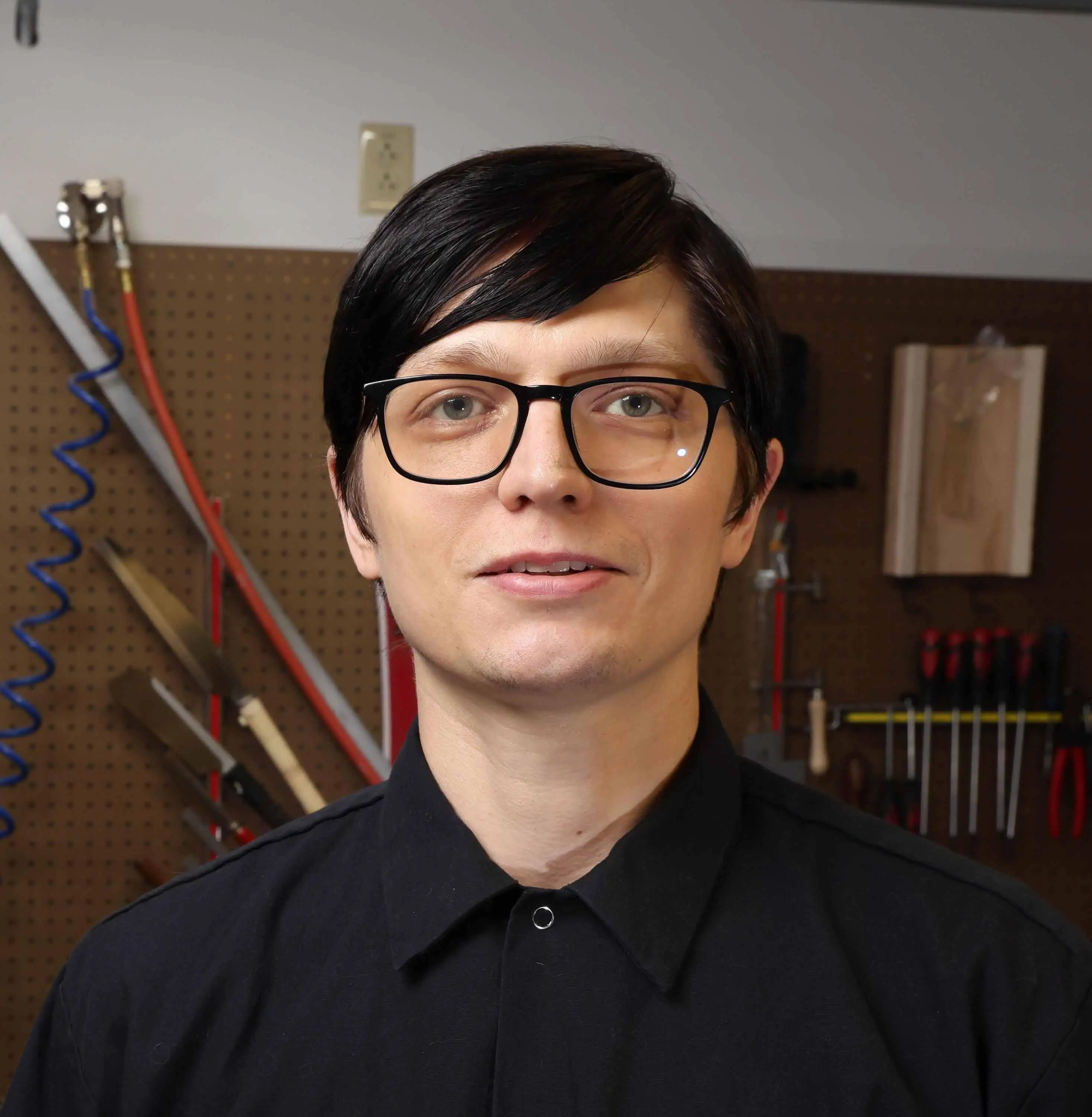 Sweetwater luthier Tom Farmer