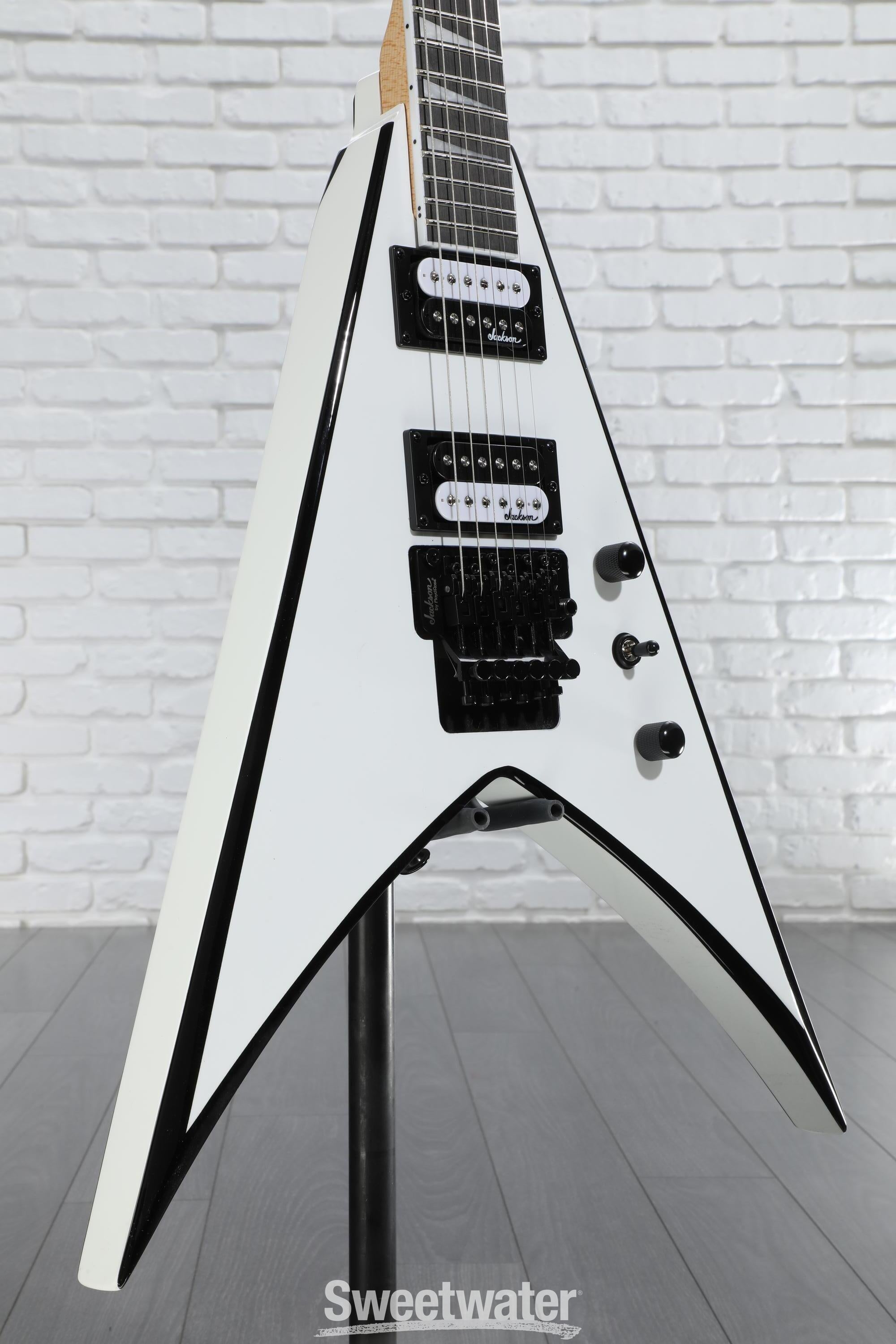 【美品】Jackson KING V VS32 White with Black Jackson JS Series King V JS32 Electric Guitar White with