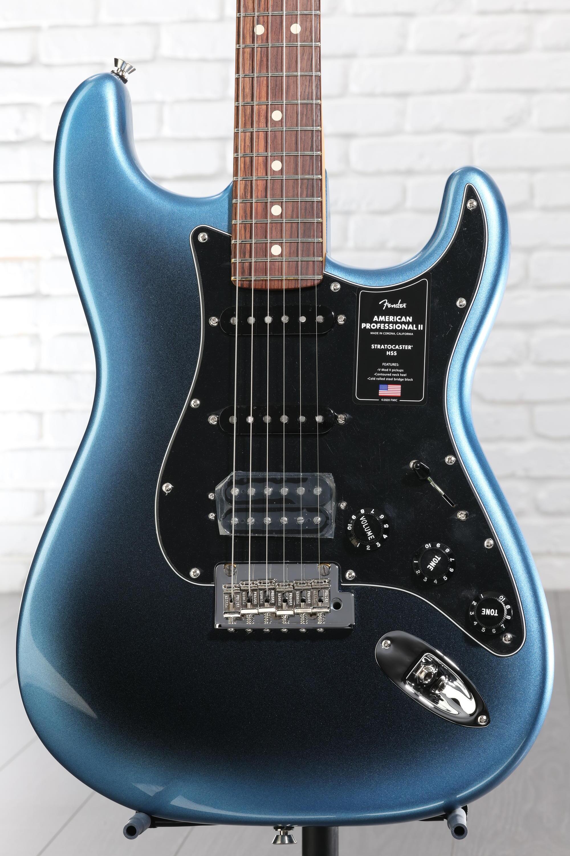 Fender American Professional II Stratocaster HSS Dark Night with