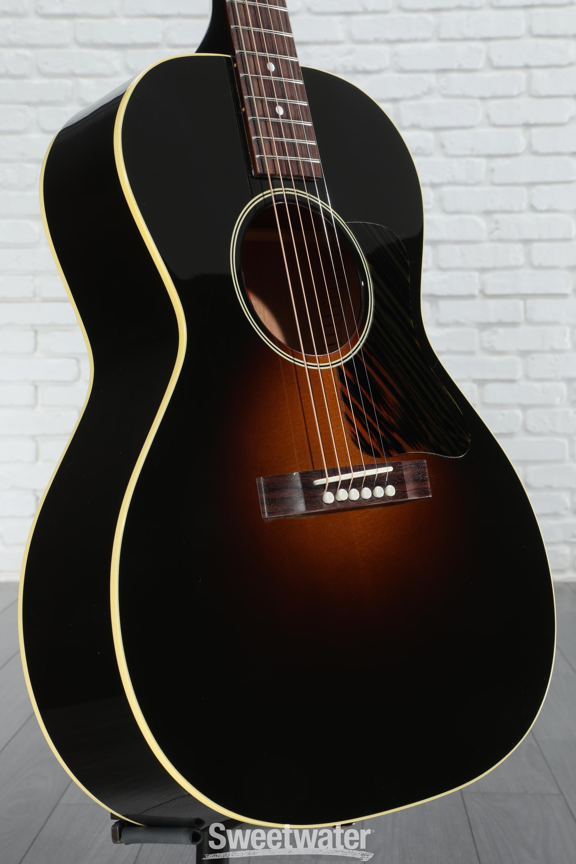 ほぼ新品Gibson L00 Original Vintage Sunburst Gibson Acoustic L-00 Original Acoustic Guitar - Vintage