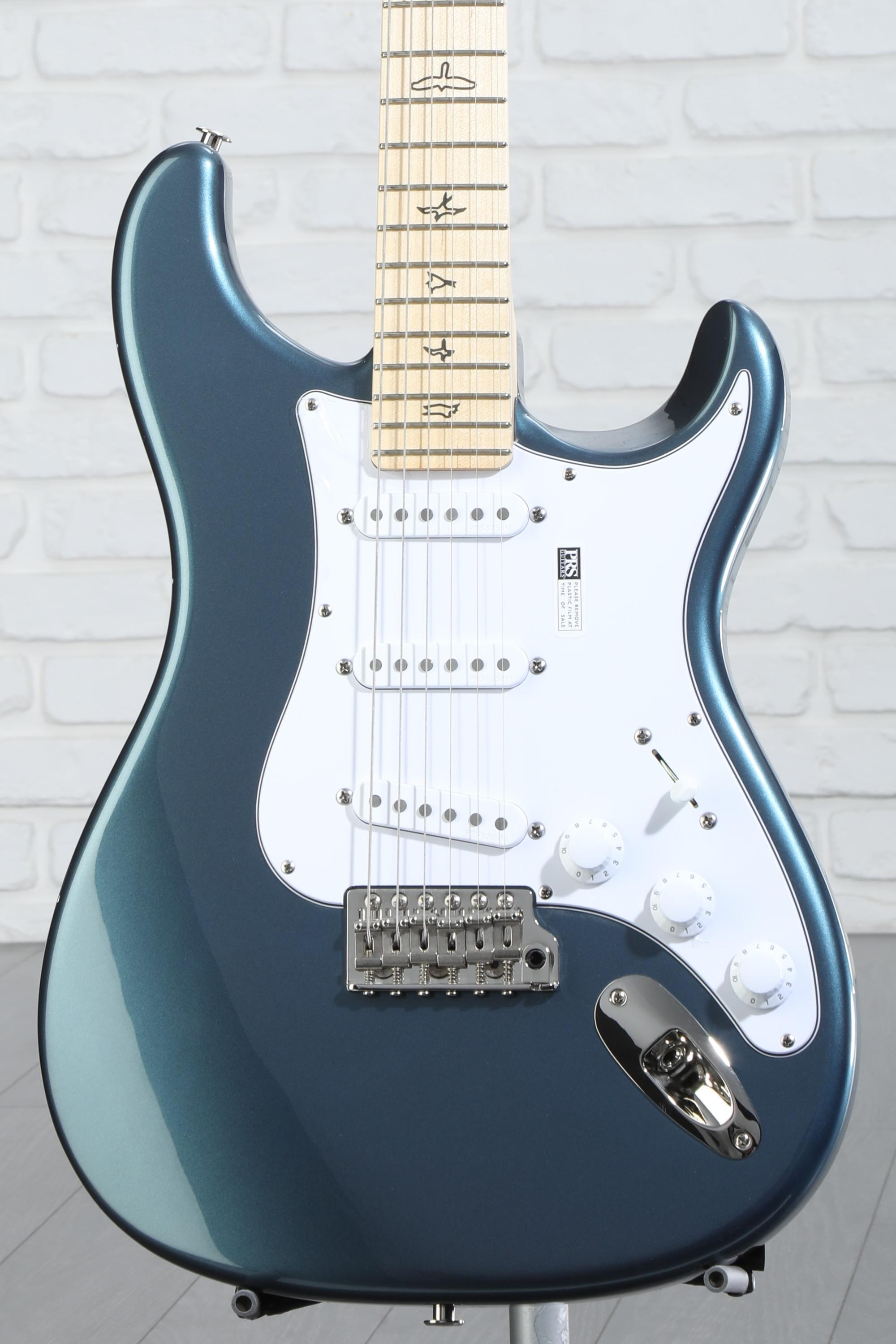 Silver Skyメイプル ラッカー ストラップ付 Silver Skyメイプル ラッカー ストラップ付