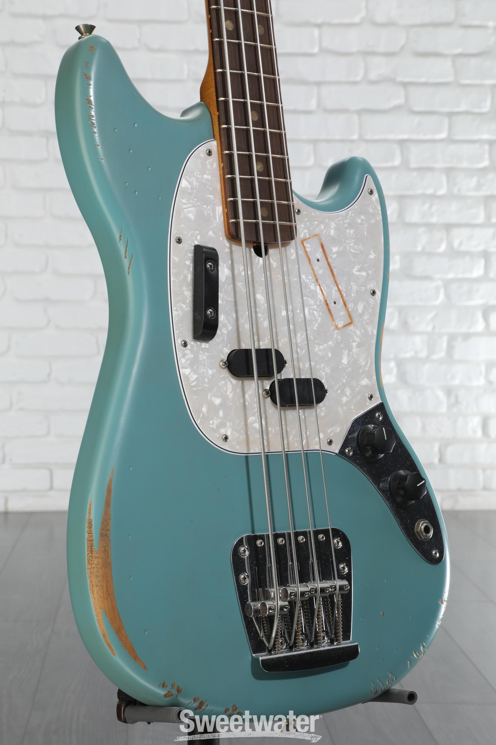 Fender JMJ Road Worn Mustang Bass Guitar - Faded Daphne Blue