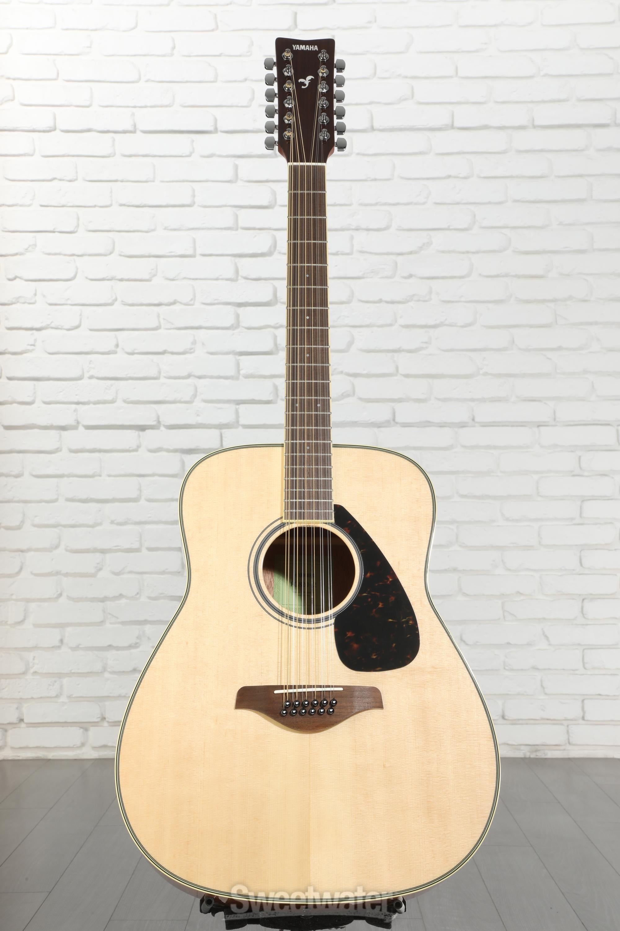 Yamaha FG820-12 12-string Acoustic Guitar - Natural | Sweetwater