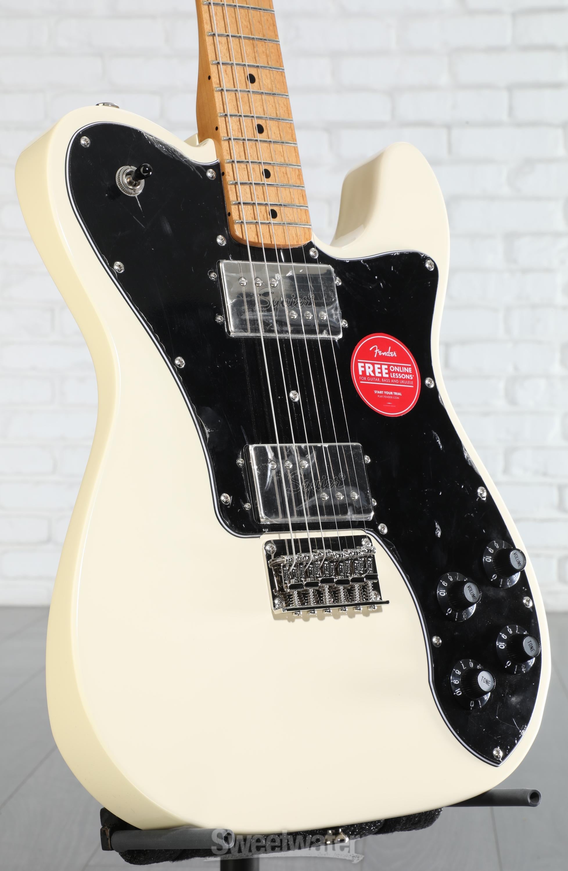 Squier Classic Vibe '70s Deluxe ハードケース付き Squier Classic Vibe '70s Telecaster Deluxe - Black | Sweetwater