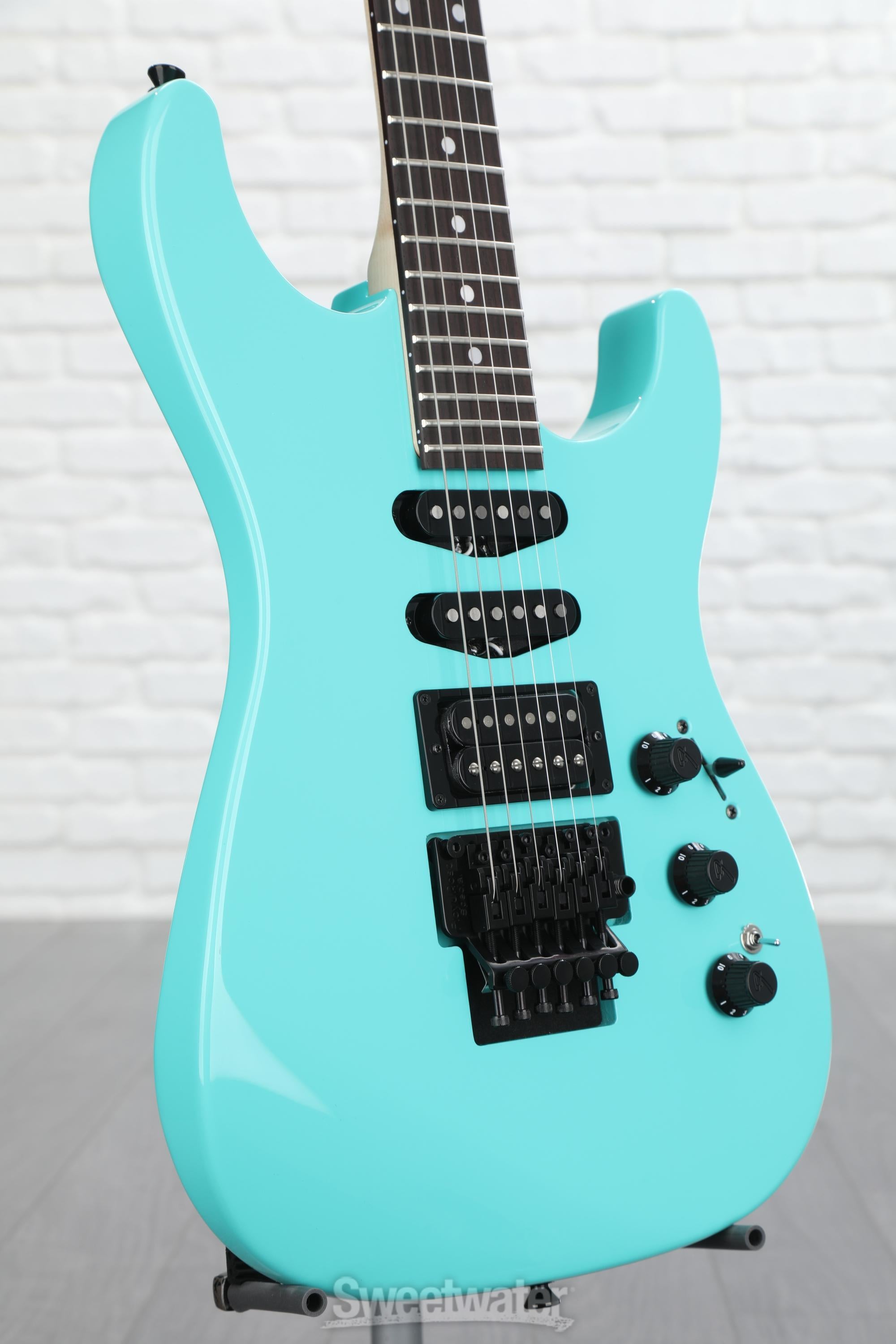 Fender Limited Edition HM Strat - Ice Blue
