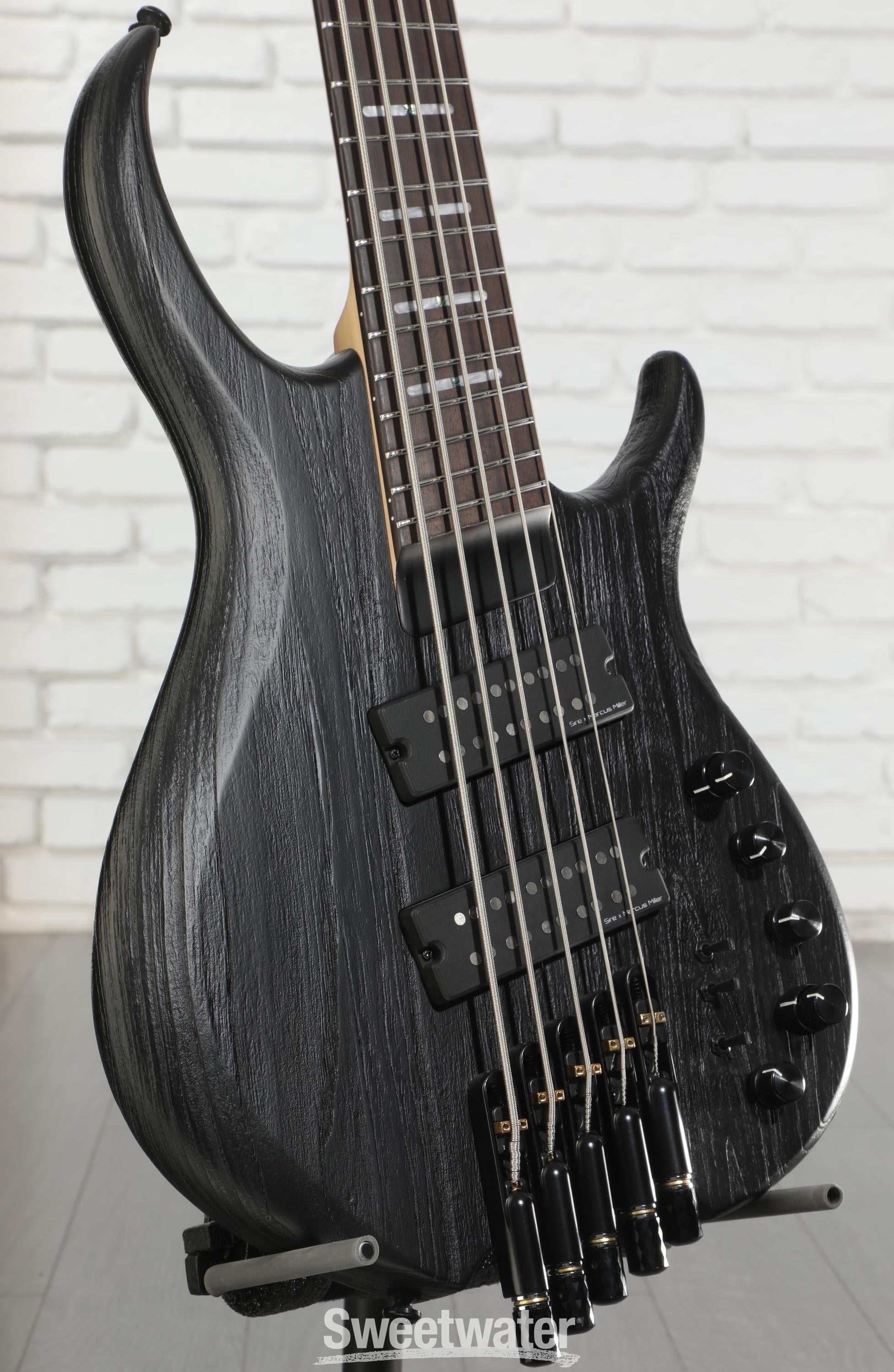 Sire Marcus Miller M6 5-string Headless Bass Guitar - Black Satin