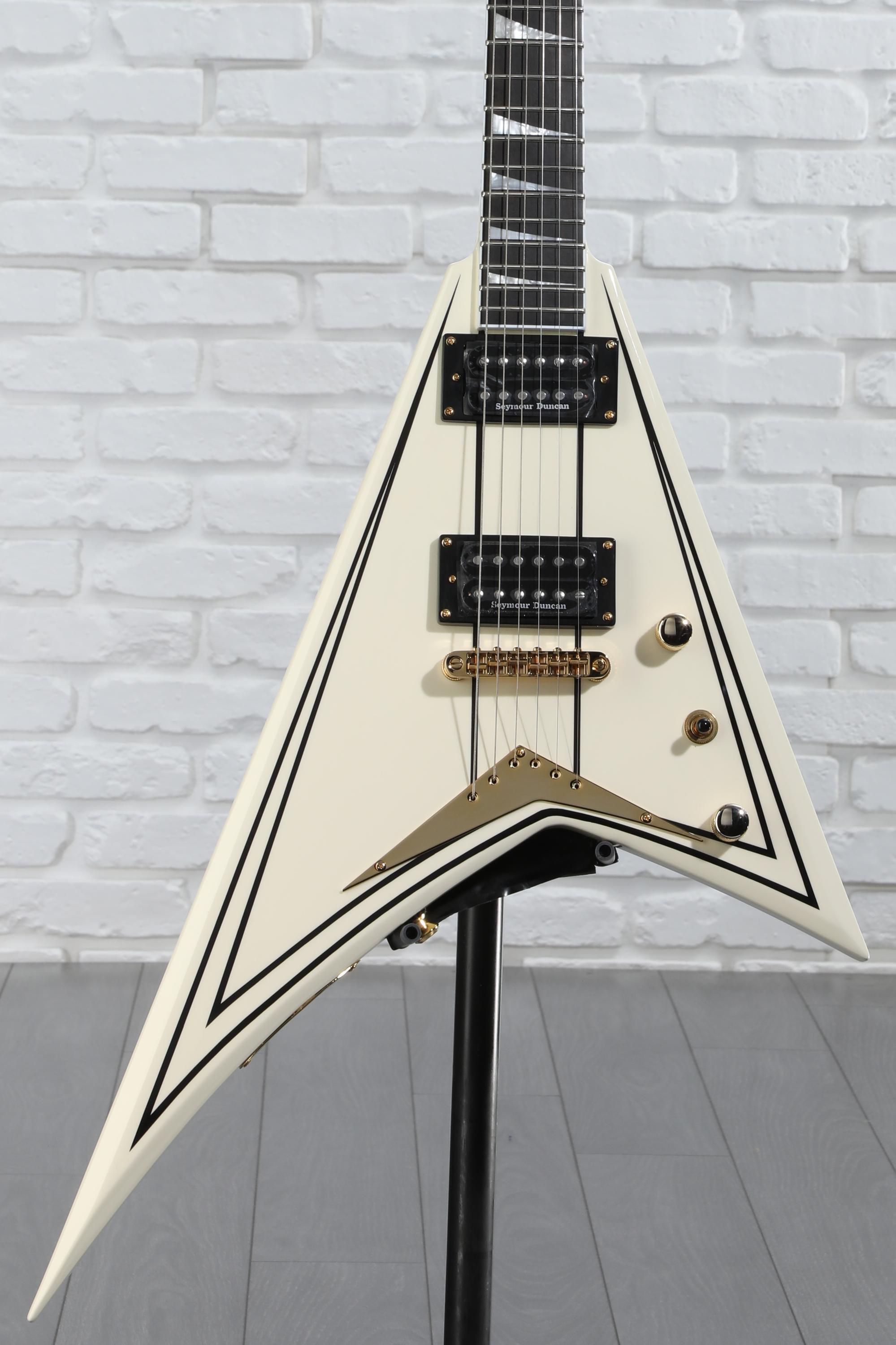 Jackson proシリーズ RRT-3 ランディV アイボリー Jackson Pro Series Rhoads RRT3 - Ivory with Black Pinstripes