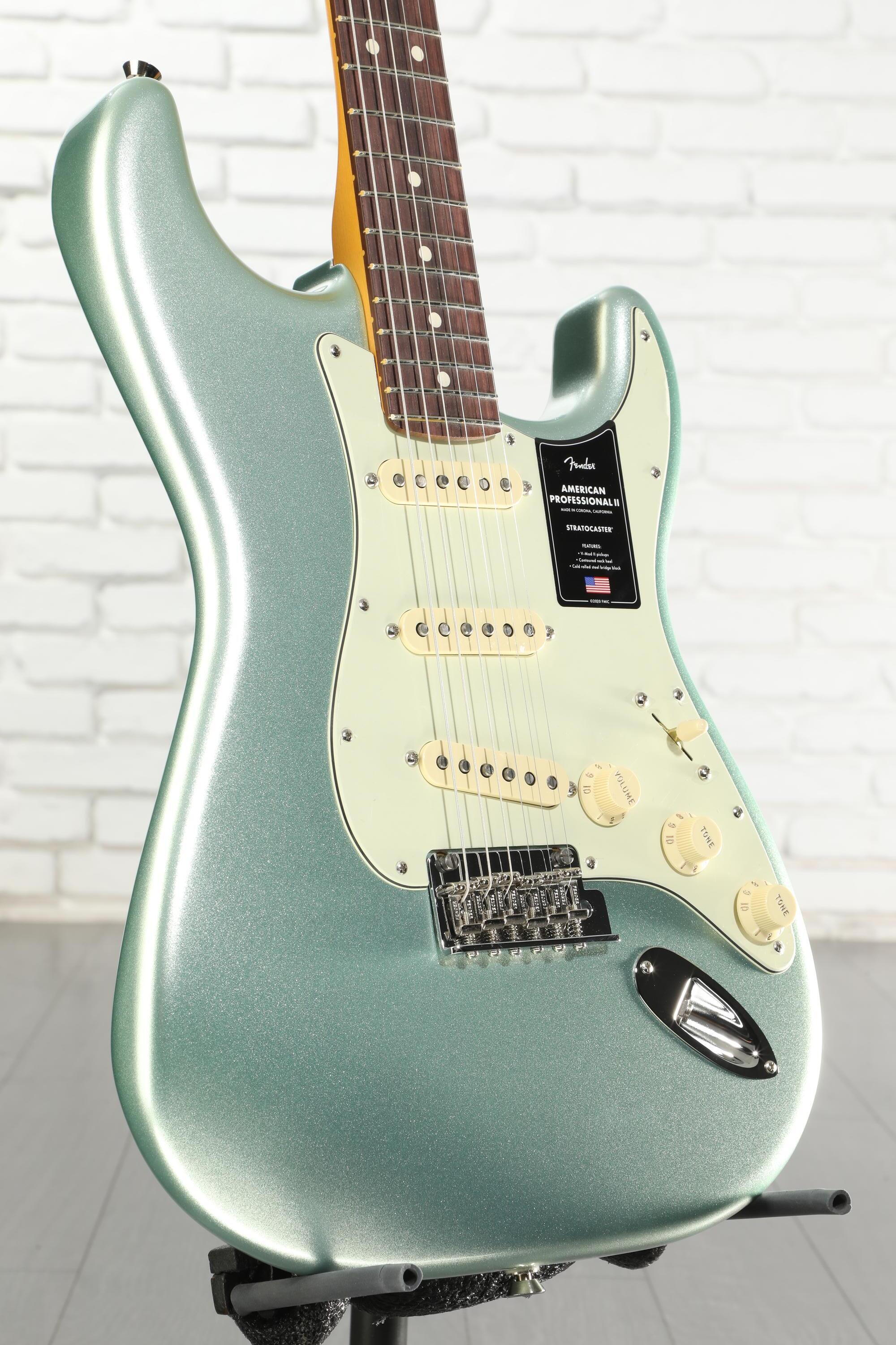Fender American Professional II Stratocaster - Mystic Surf Green