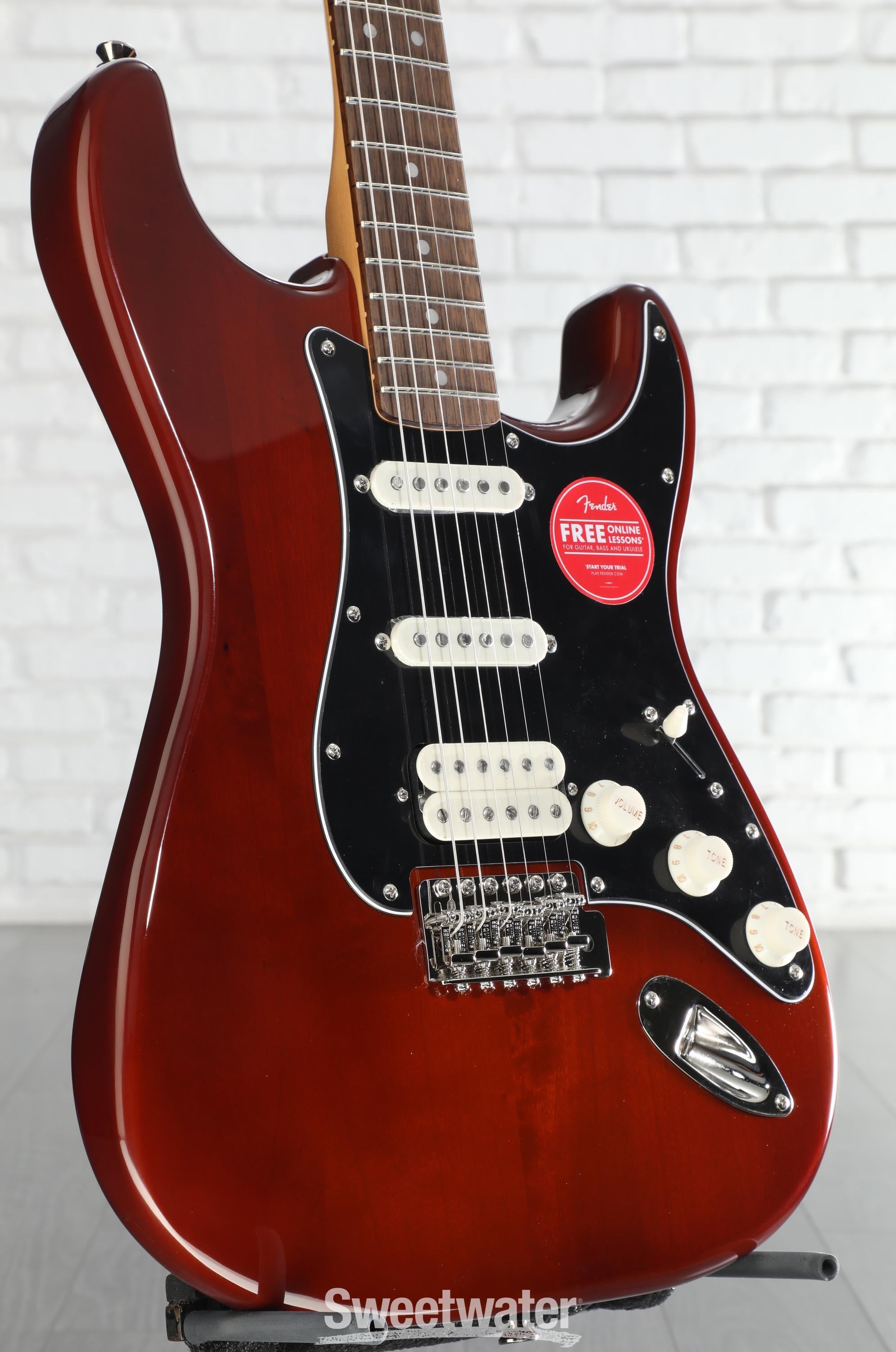 限定価格・エレキ・Squier byFenderClassicVibe '70s Amazon.com: Squier Classic Vibe 70s Stratocaster Electric Guitar