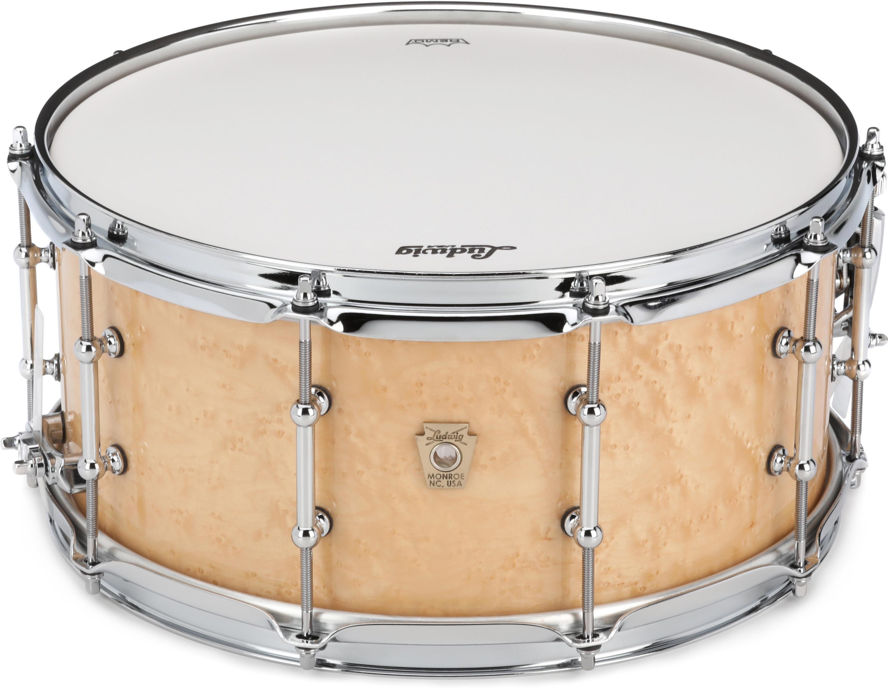 Ludwig Classic Maple Snare Drum - 6.5 x 14-inch - Blue Sparkle