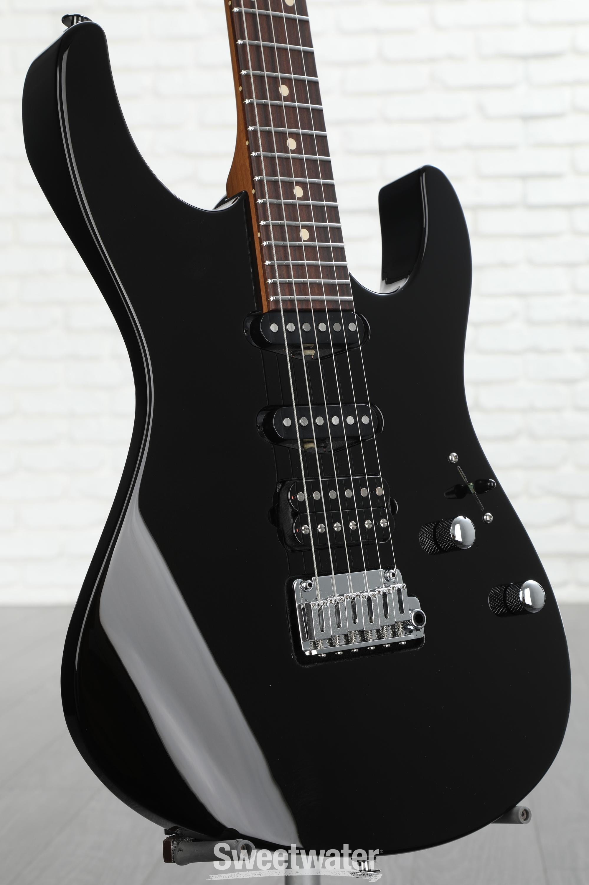 Suhr Modern Custom Electric Guitar - Montego Black Metallic