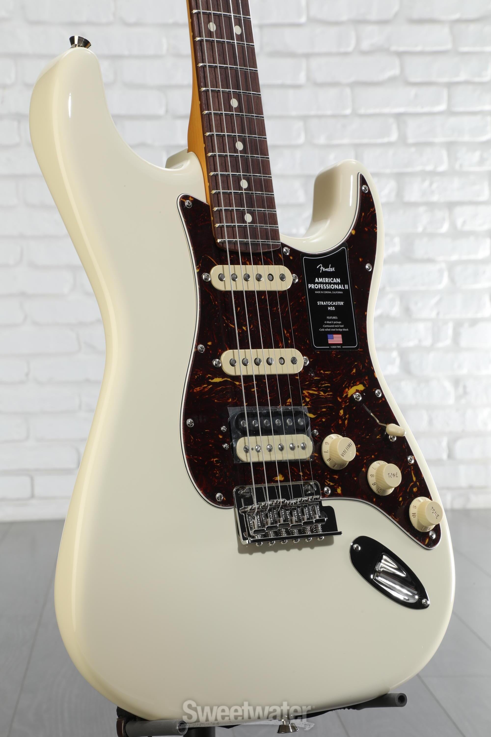 Fender American Professional II Stratocaster HSS - Olympic White with Rosewood Fingerboard