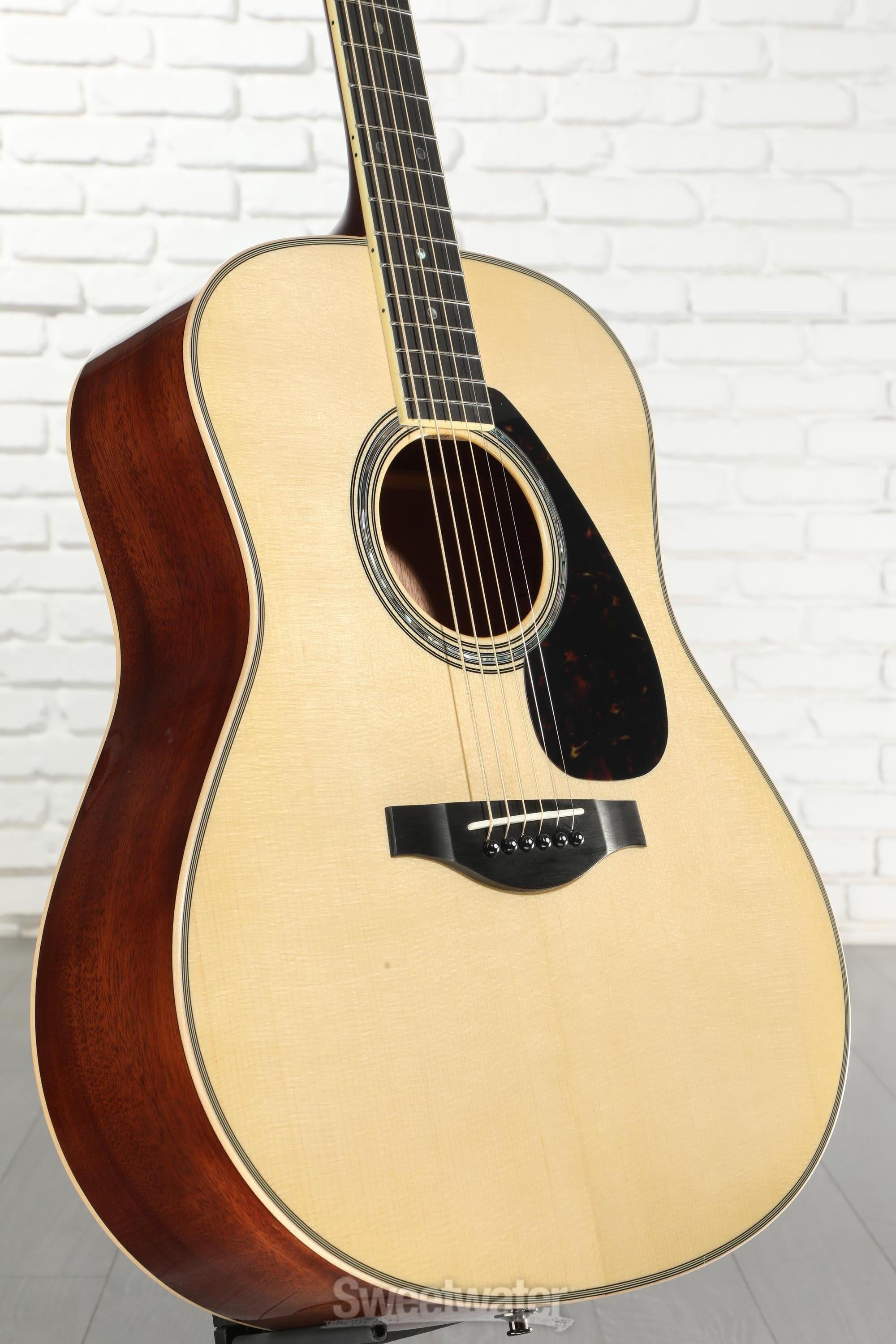 Yamaha LL16M ARE Original Jumbo Acoustic-electric Guitar - Natural