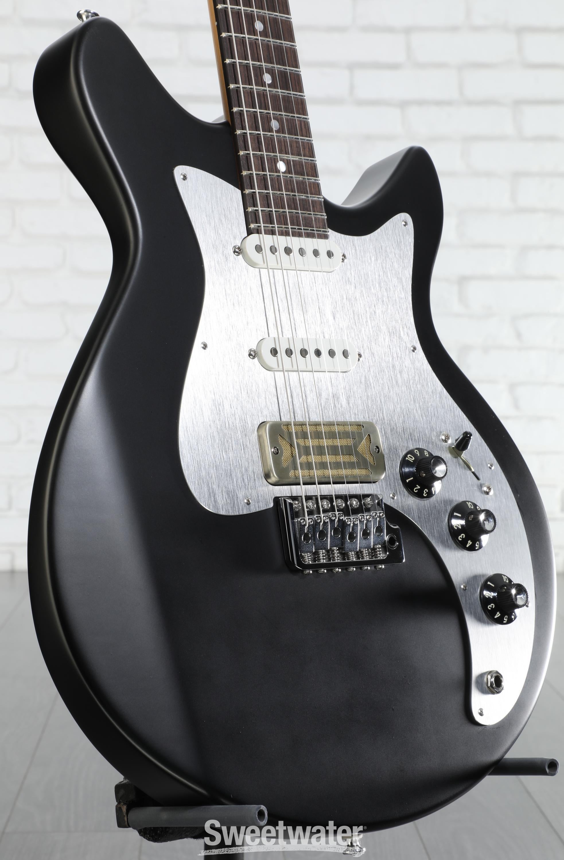 Eastman Guitars Fullertone DC'62 Electric Guitar - Moss Black