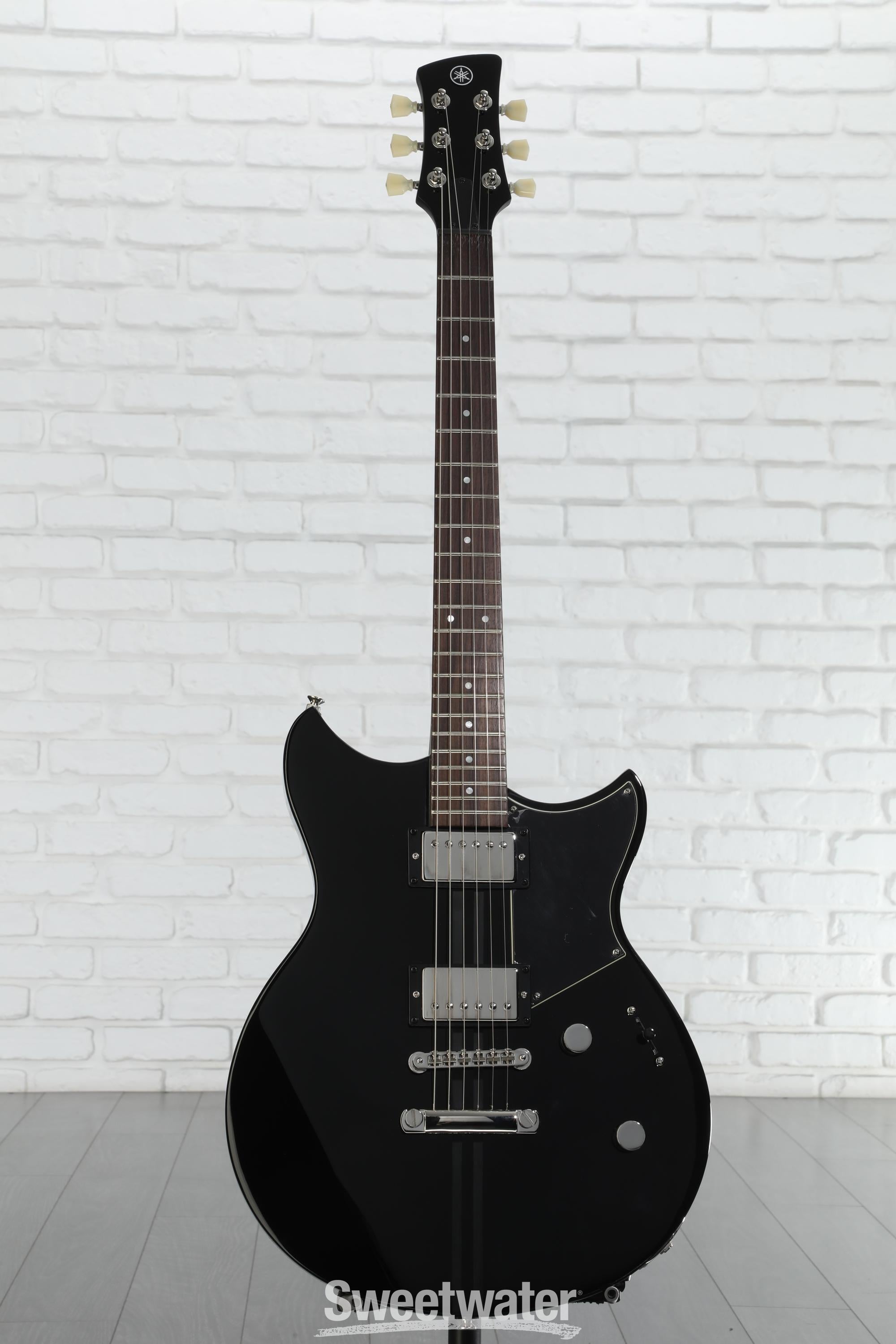 Yamaha Revstar Element RSE20 Electric Guitar - Black