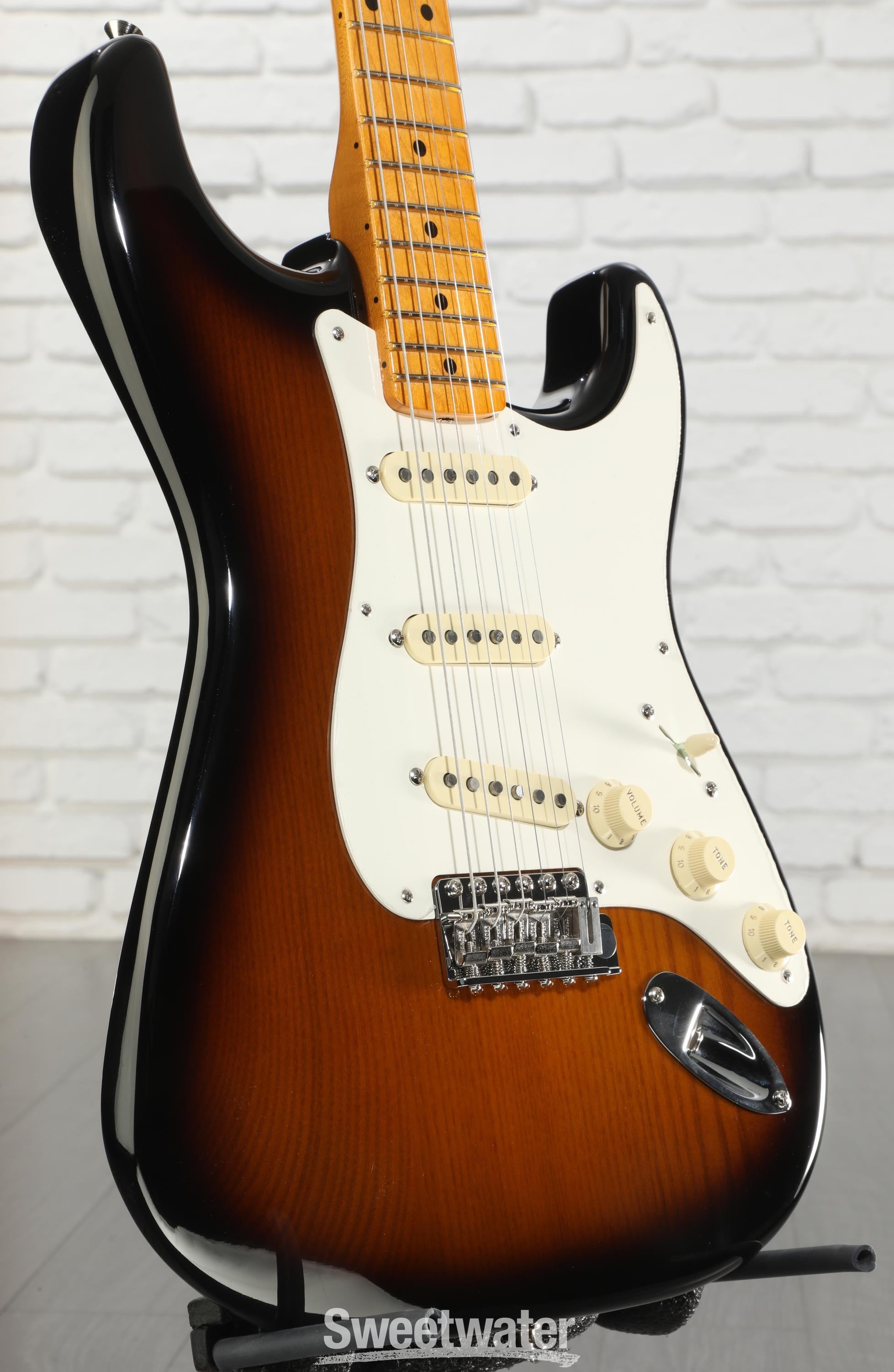 ギター Eric Johnson 1954 Virginia Stratocaster Fender Stories Collection Eric Johnson 1954 