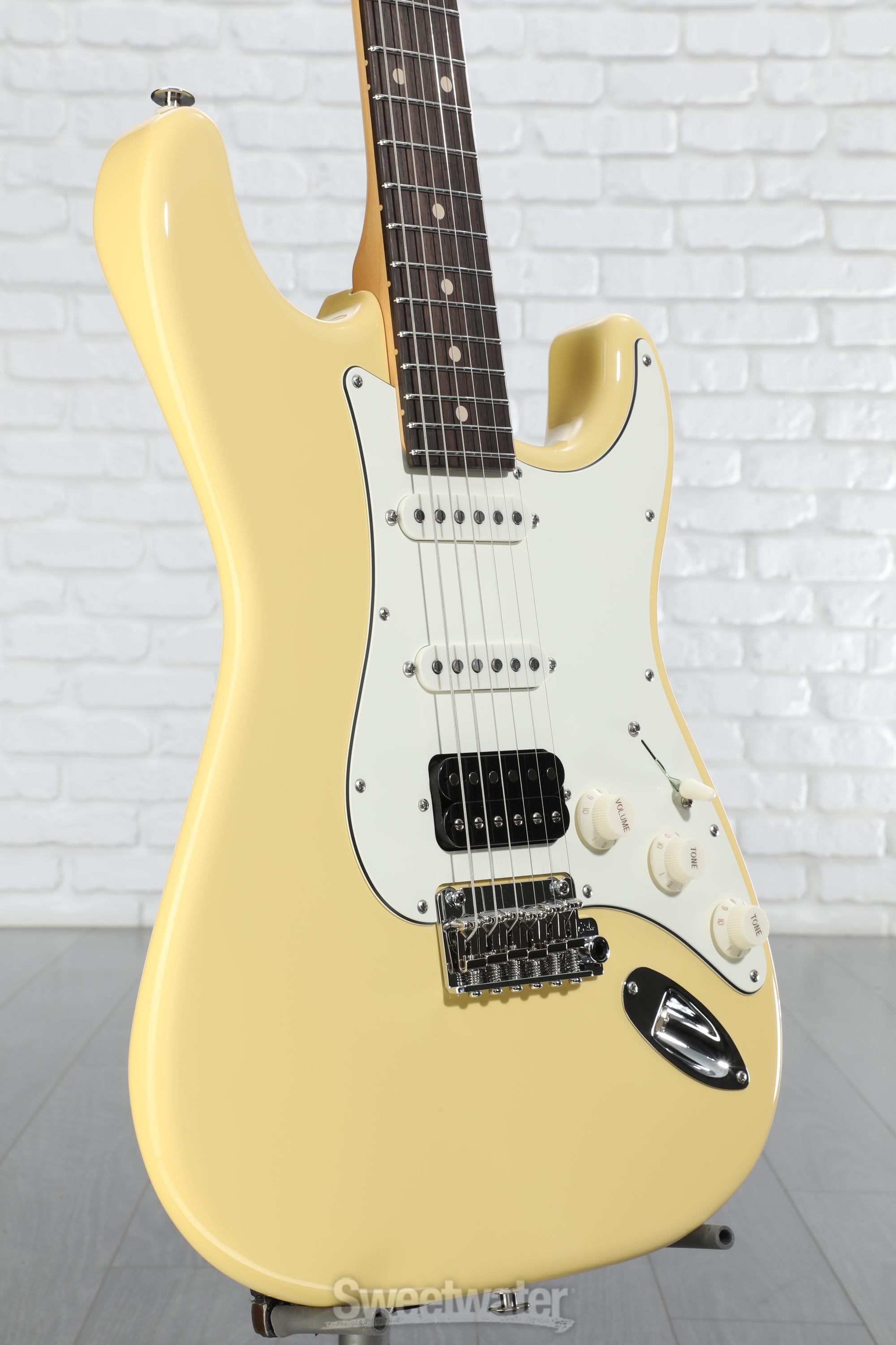 Suhr Classic S Electric Guitar - Vintage Yellow, HSS