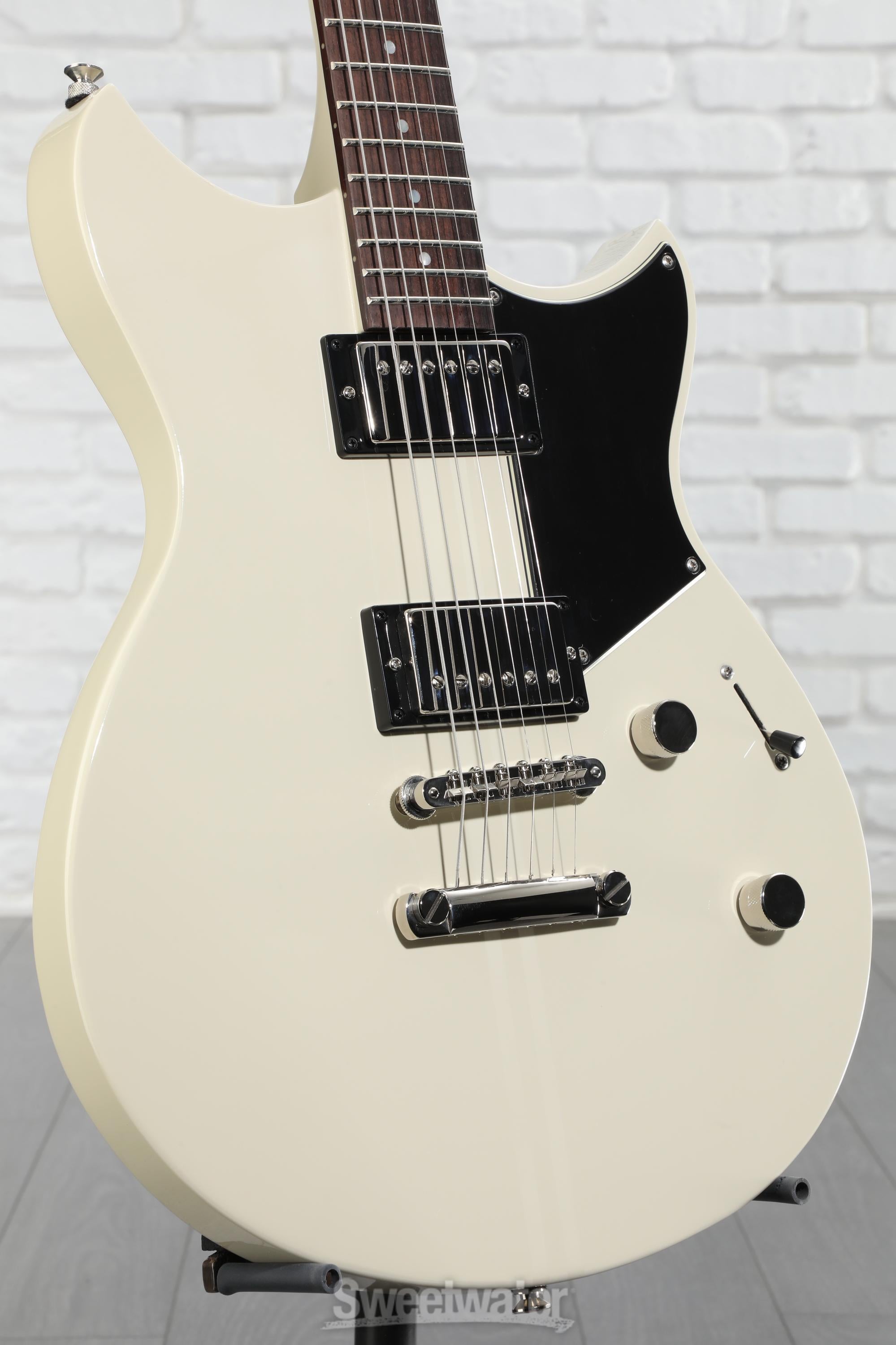 Yamaha Revstar Element RSE20 Electric Guitar - Vintage White