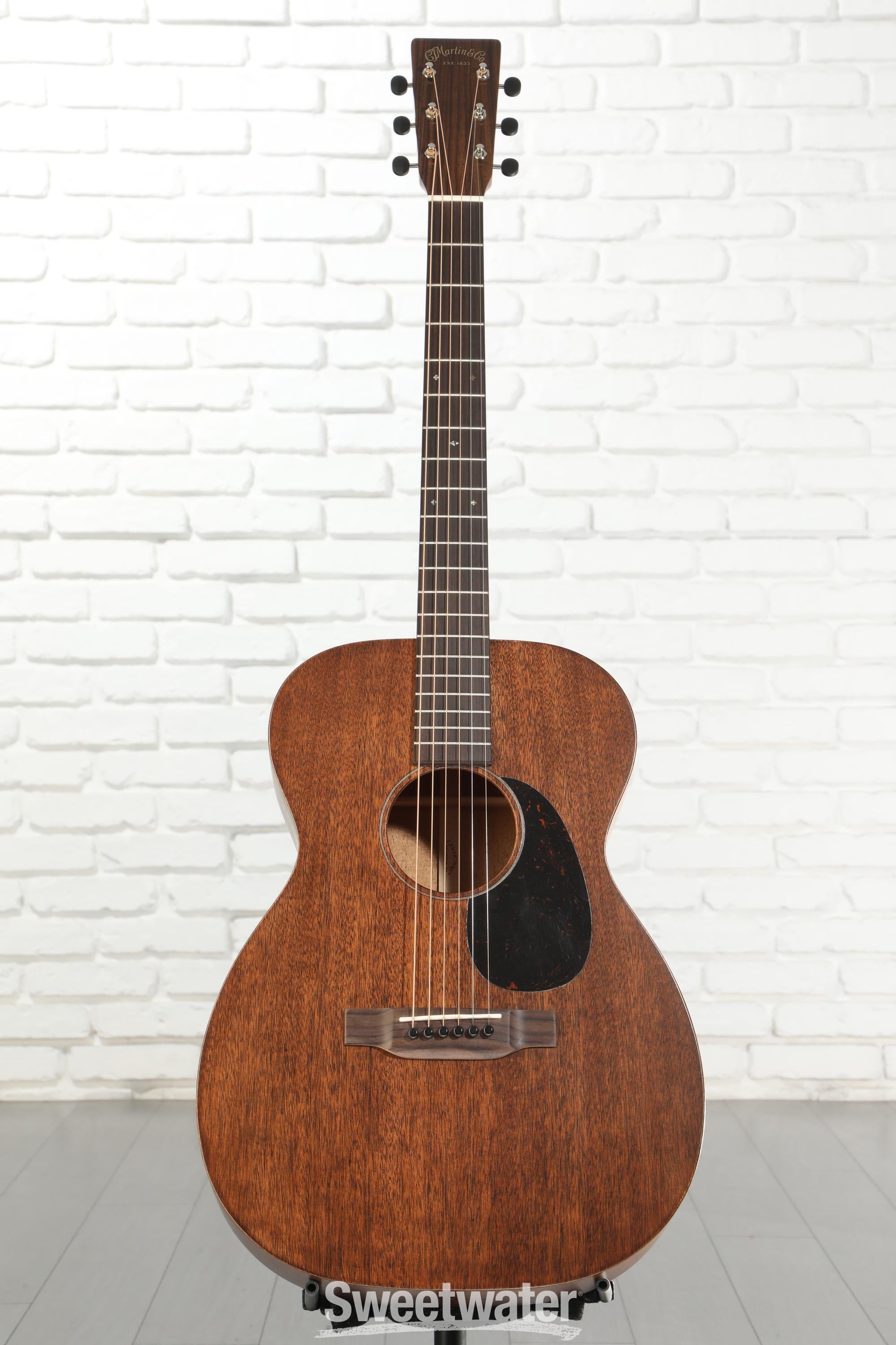 ギター Martin OO-15M Martin 00-15M Acoustic Guitar - Satin Natural Mahogany | Sweetwater