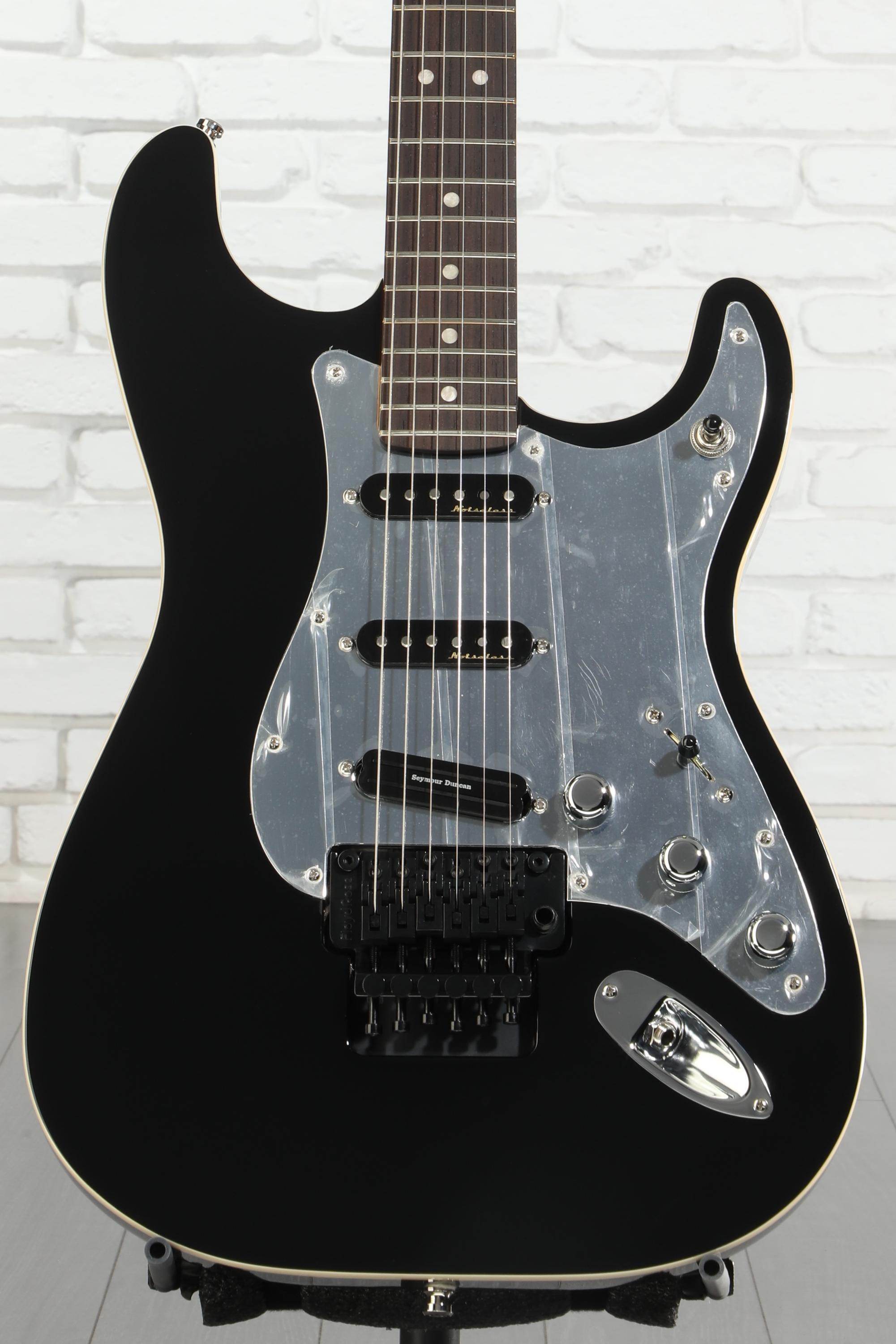 fender Tom Morello Stratocaster® 0672541864lgVzCKebcXVcaK4Vgzf8