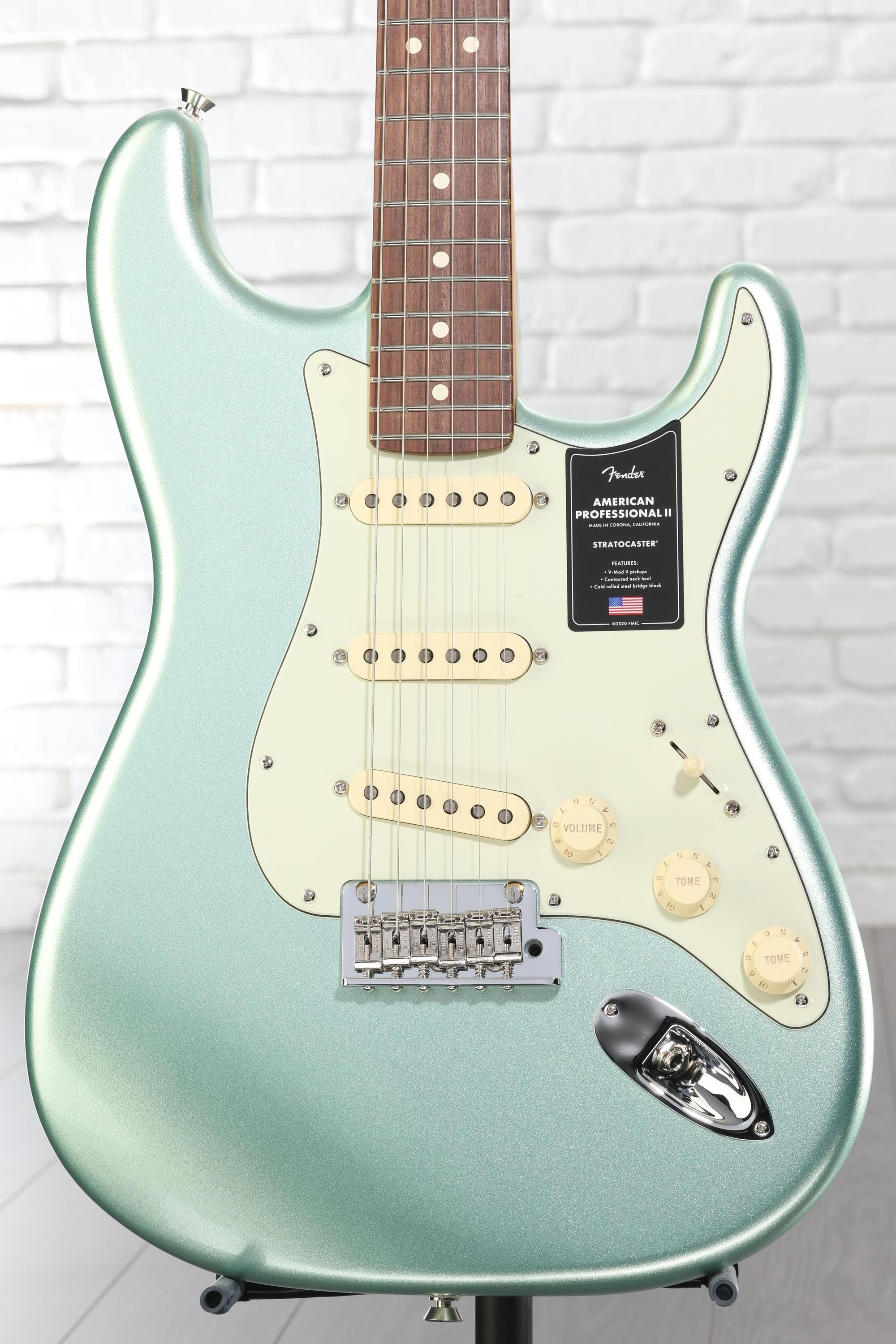 Fender American Professional II Stratocaster - Mystic Surf Green