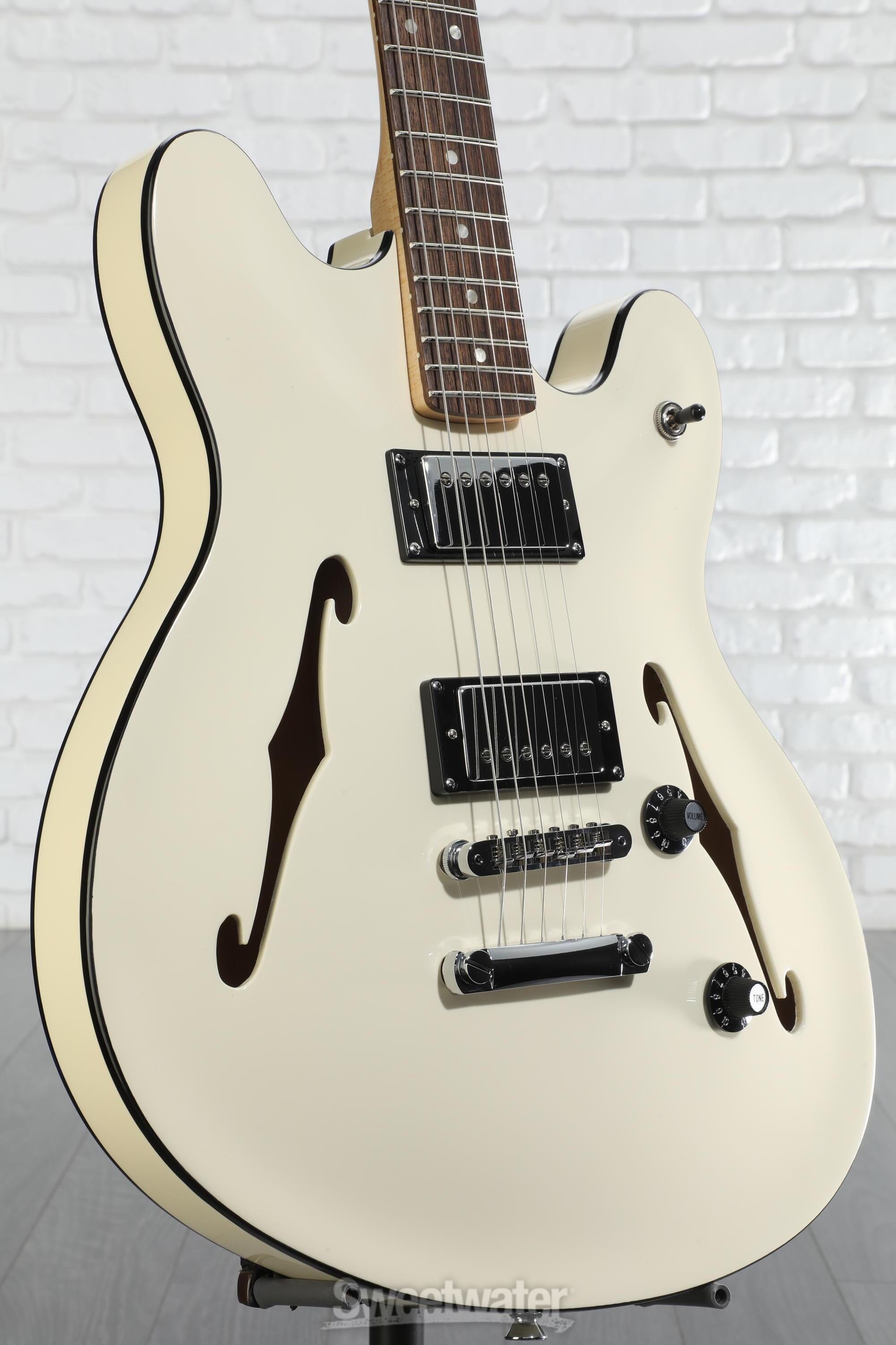 Squier Affinity Series Starcaster Deluxe Semi-hollowbody