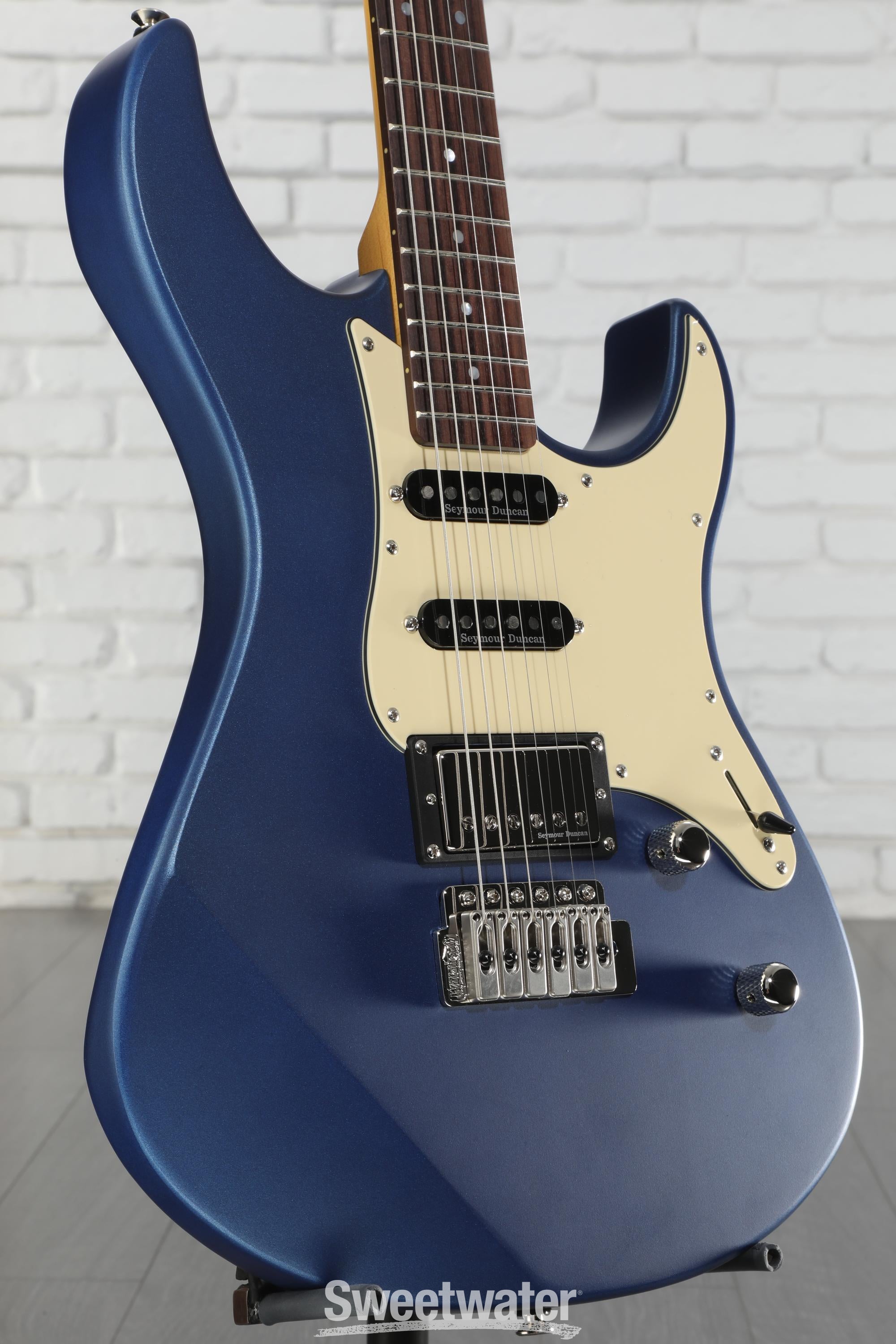 Yamaha PAC612VIIX Pacifica Electric Guitar - Matte Silk Blue