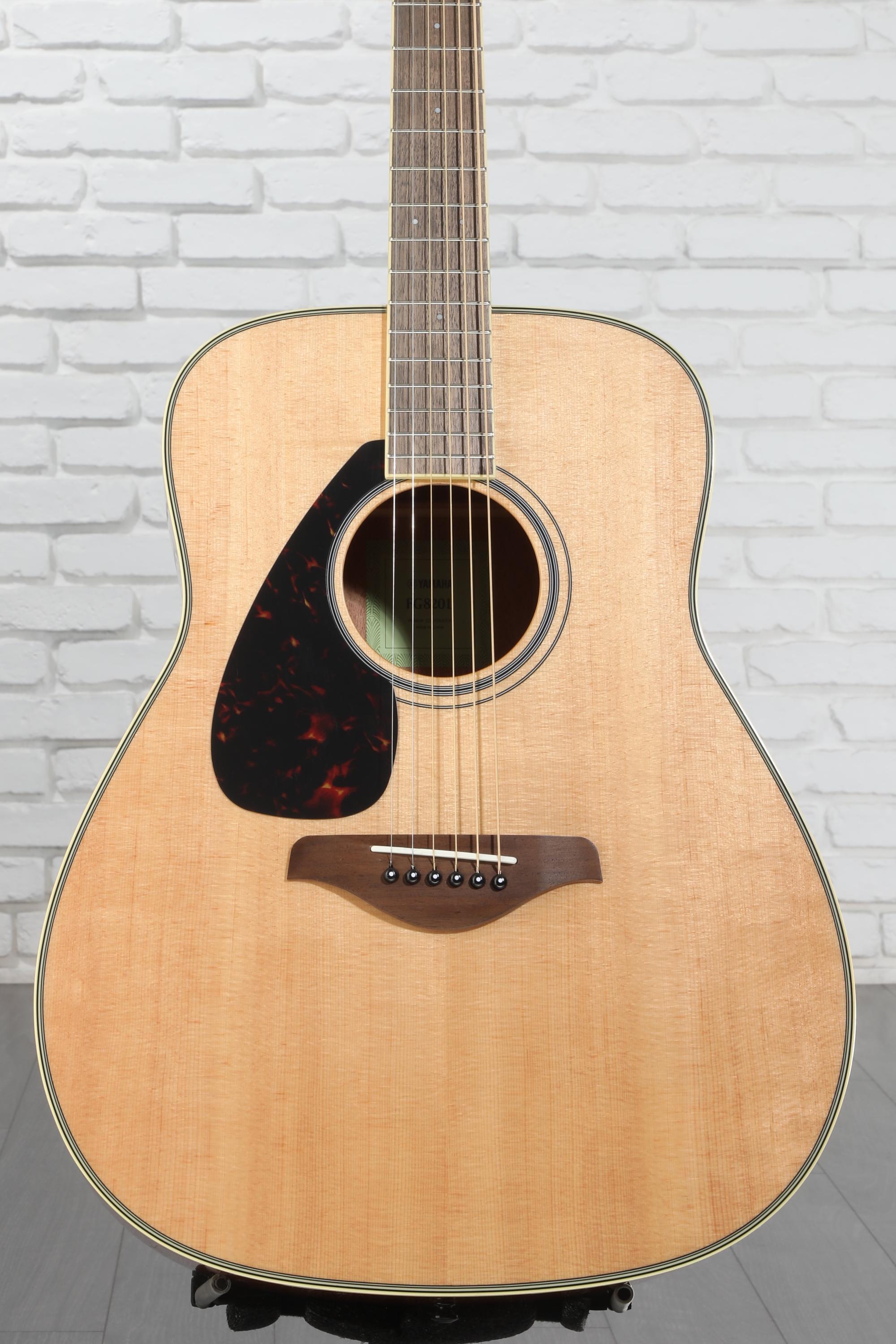 Yamaha FG820L Left-handed Dreadnought Acoustic Guitar - Natural