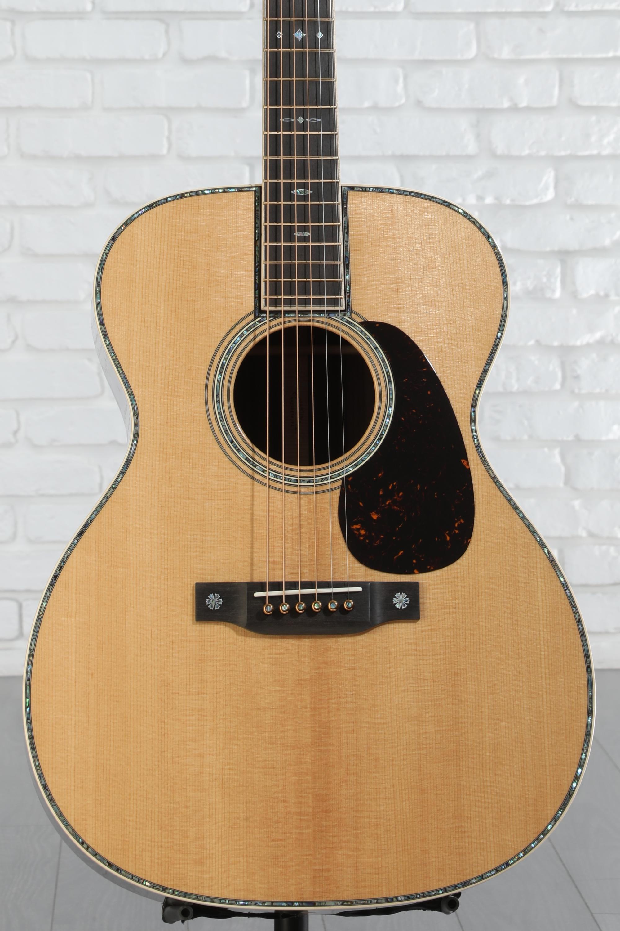 Martin 000-42 Modern Deluxe Acoustic Guitar - Natural | Sweetwater
