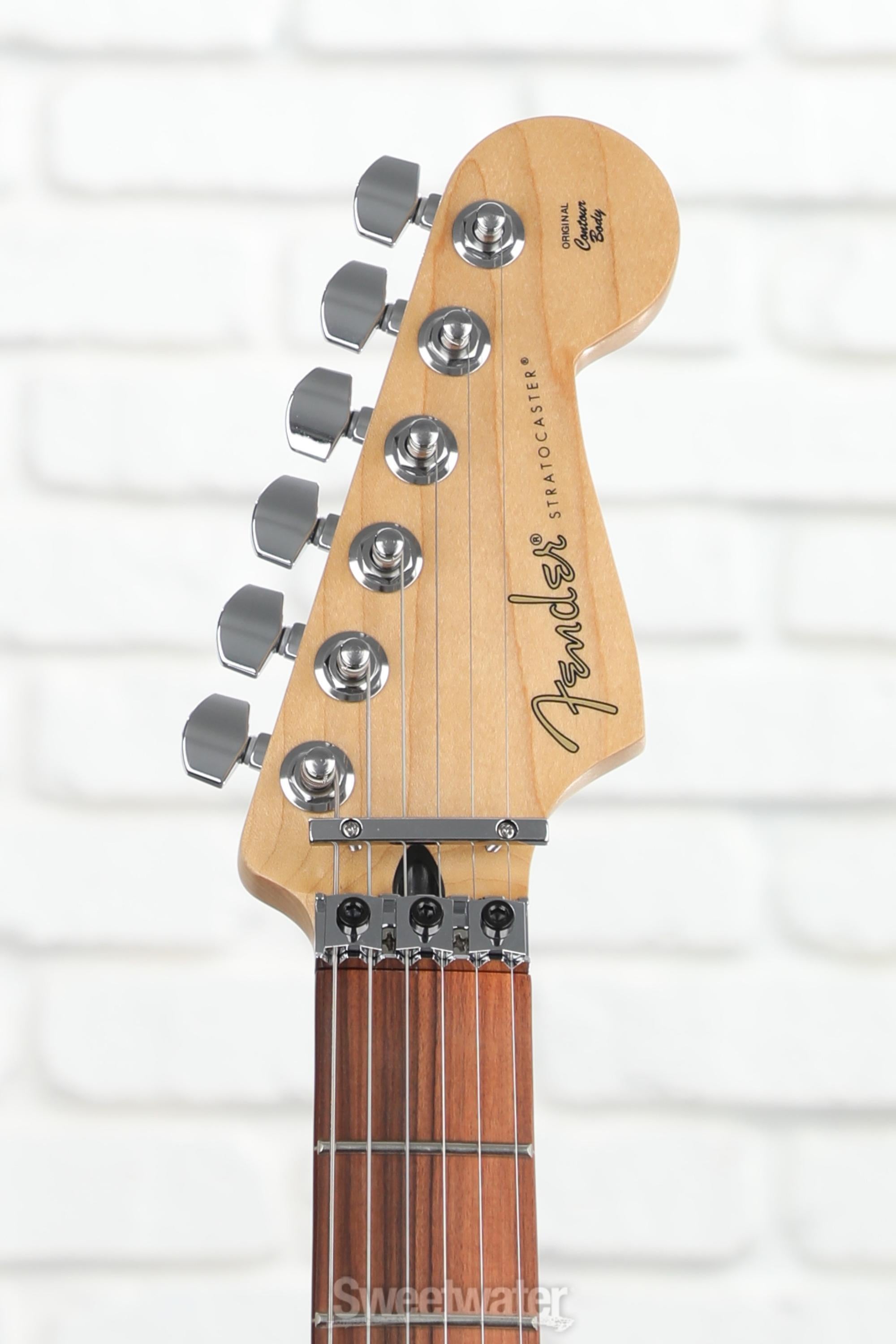 Fender Player Stratocaster HSS with Floyd Rose - 3-Tone Fender Player Stratocaster HSS with Floyd Rose - 3-Tone