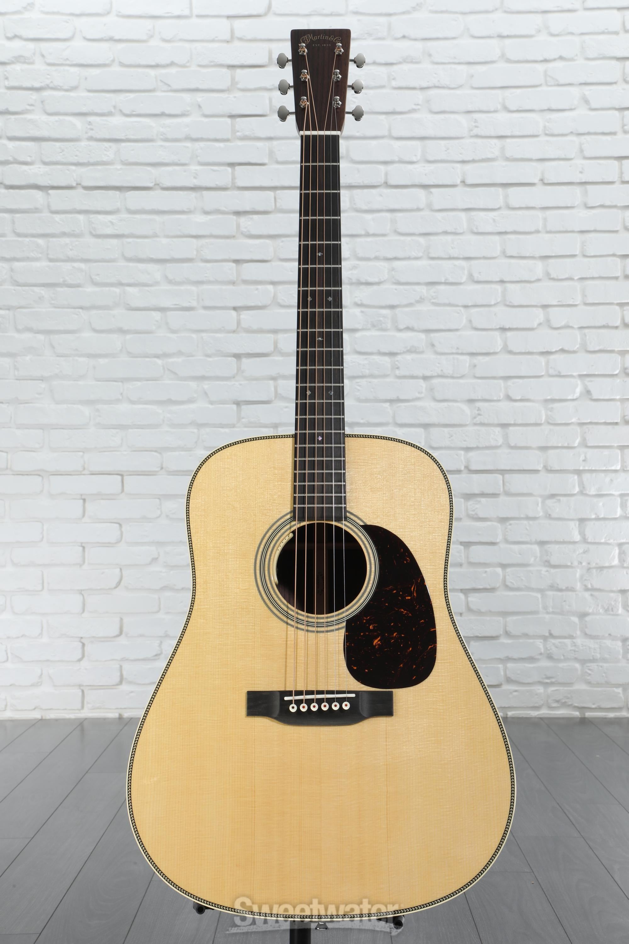 ギター Martin HD-28 Standard Martin HD-28E Standard Series Acoustic-electric Guitar