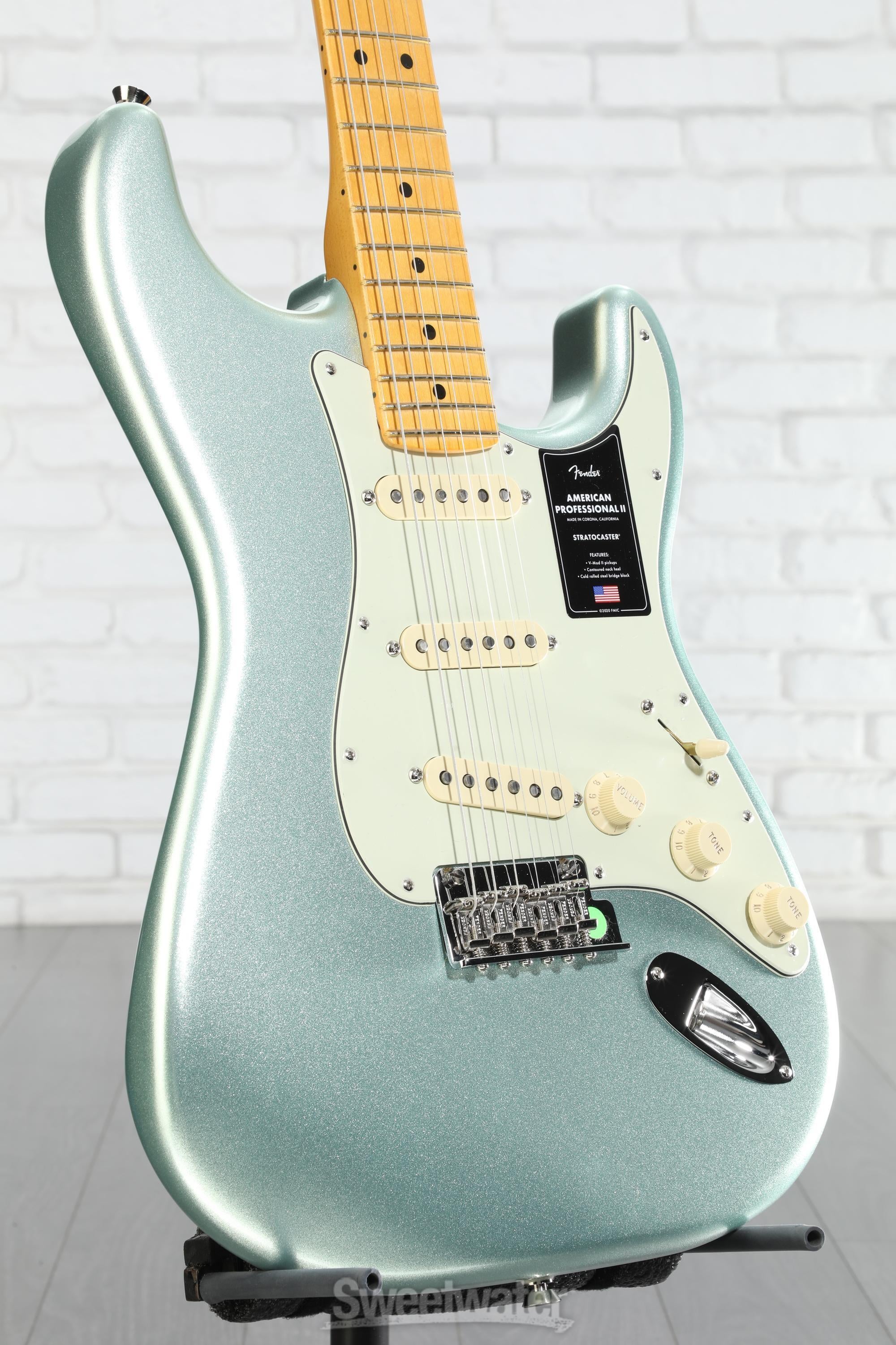 ギター Fender American Professional II Fender American Professional II Stratocaster - 3 Color Sunburst