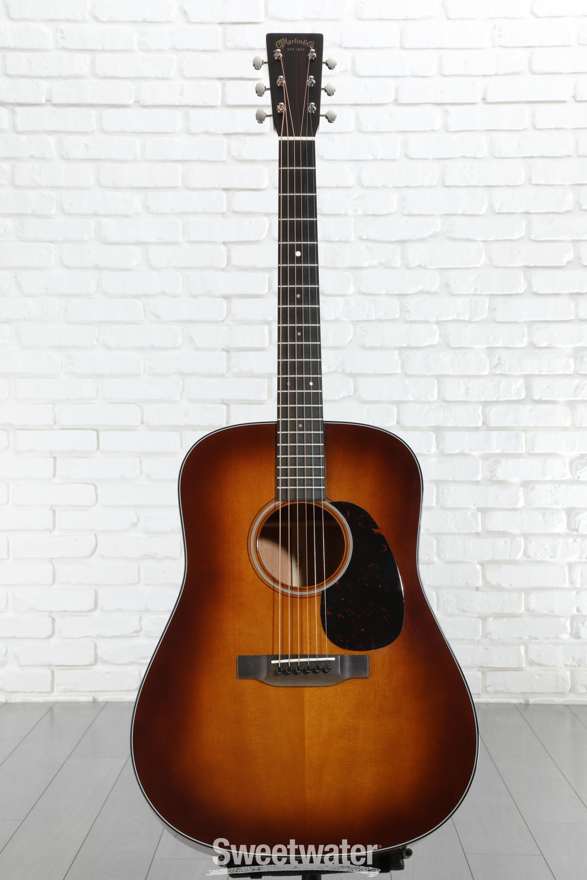 Martin D-18 Ambertone 2022年製 Martin - D-18 Ambertone Acoustic Guitar with hard case | Mass