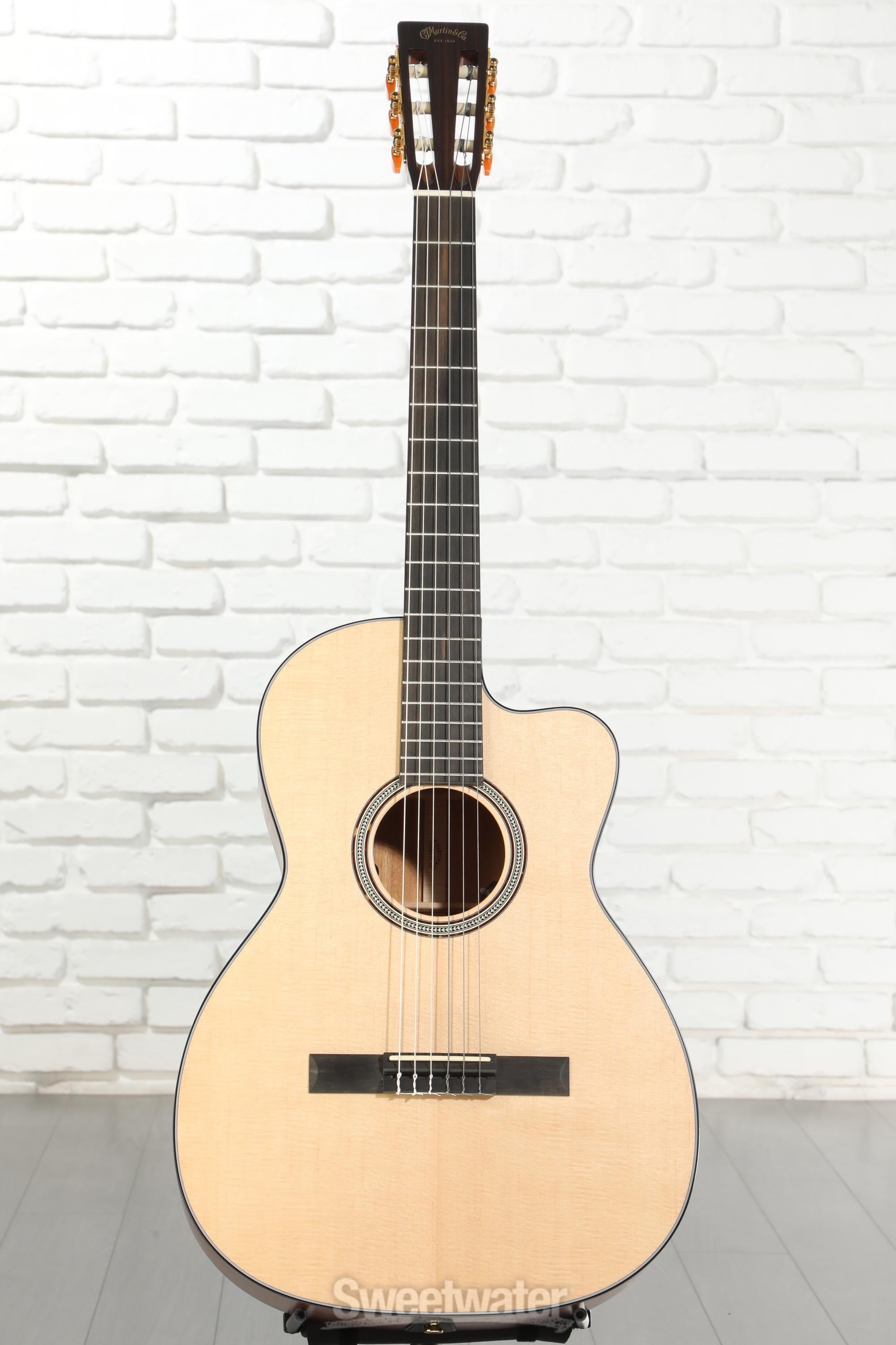 Martin 000C12-16E Acoustic-electric Nylon-string Guitar - Natural