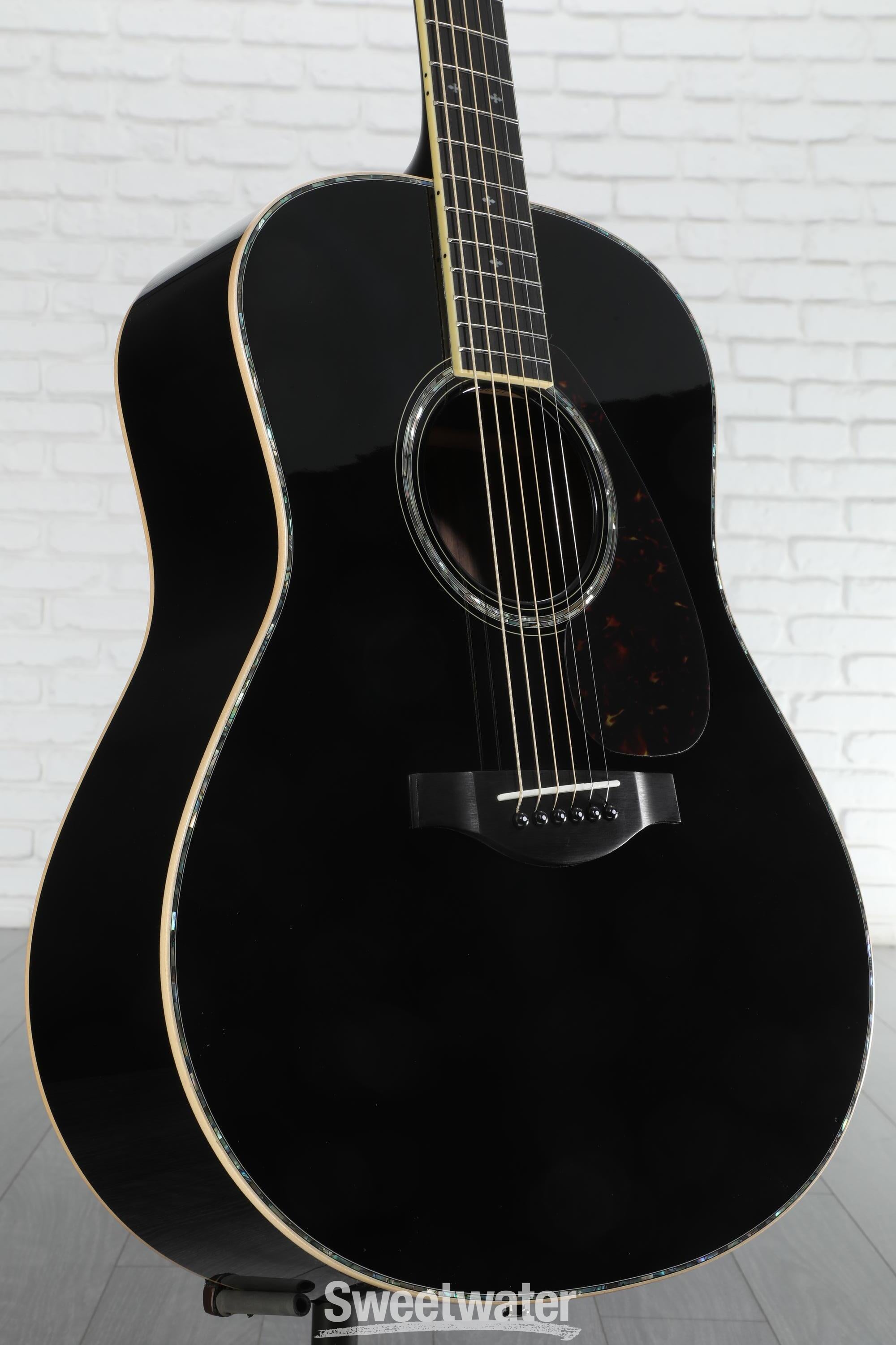 YAMAHA ヤマハ LL16D A.R.E. ブラック Black Yamaha LL16D ARE Original Jumbo Acoustic-electric Guitar
