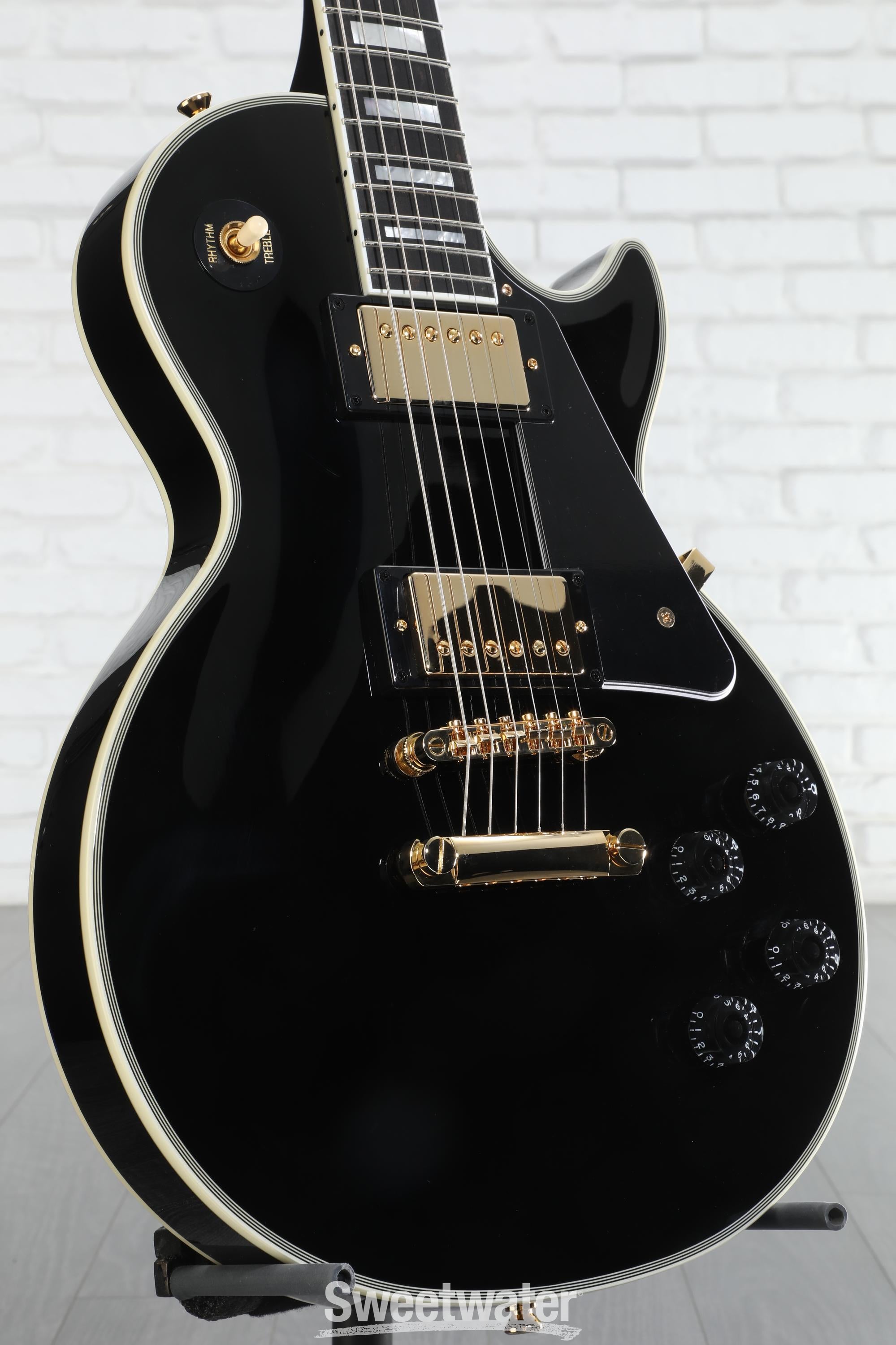 EPIPHONEレスポールカスタム！デザインドバイＵＳＡ　EPIPHONE！ Epiphone Les Paul Custom Electric Guitar - Ebony | Sweetwater