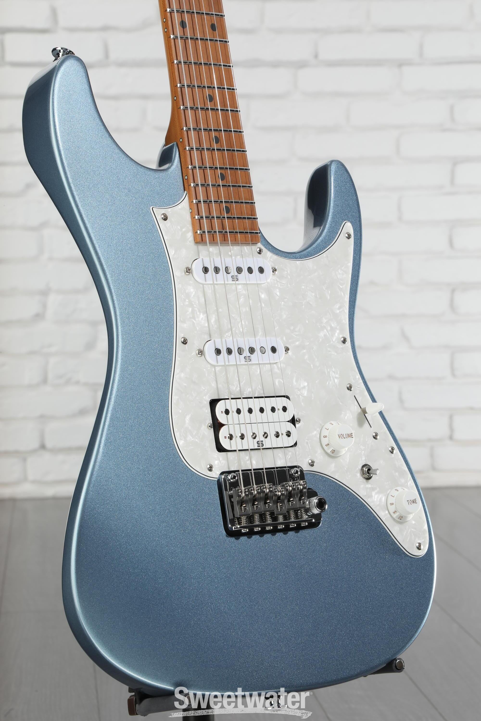 ギター Ibanez AZ2204 ICM Ice Blue llic Ibanez AZ2204-ICM Prestige (Ice Blue Metallic) | USA