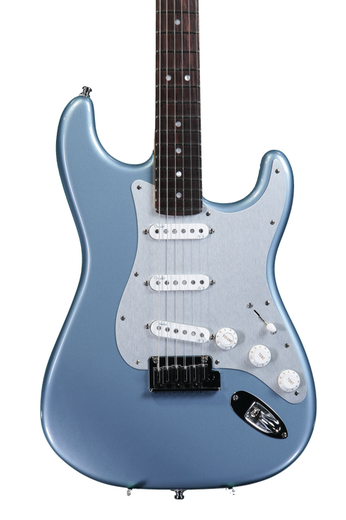 Fender FSR American Deluxe Stratocaster - Ice Blue Metallic