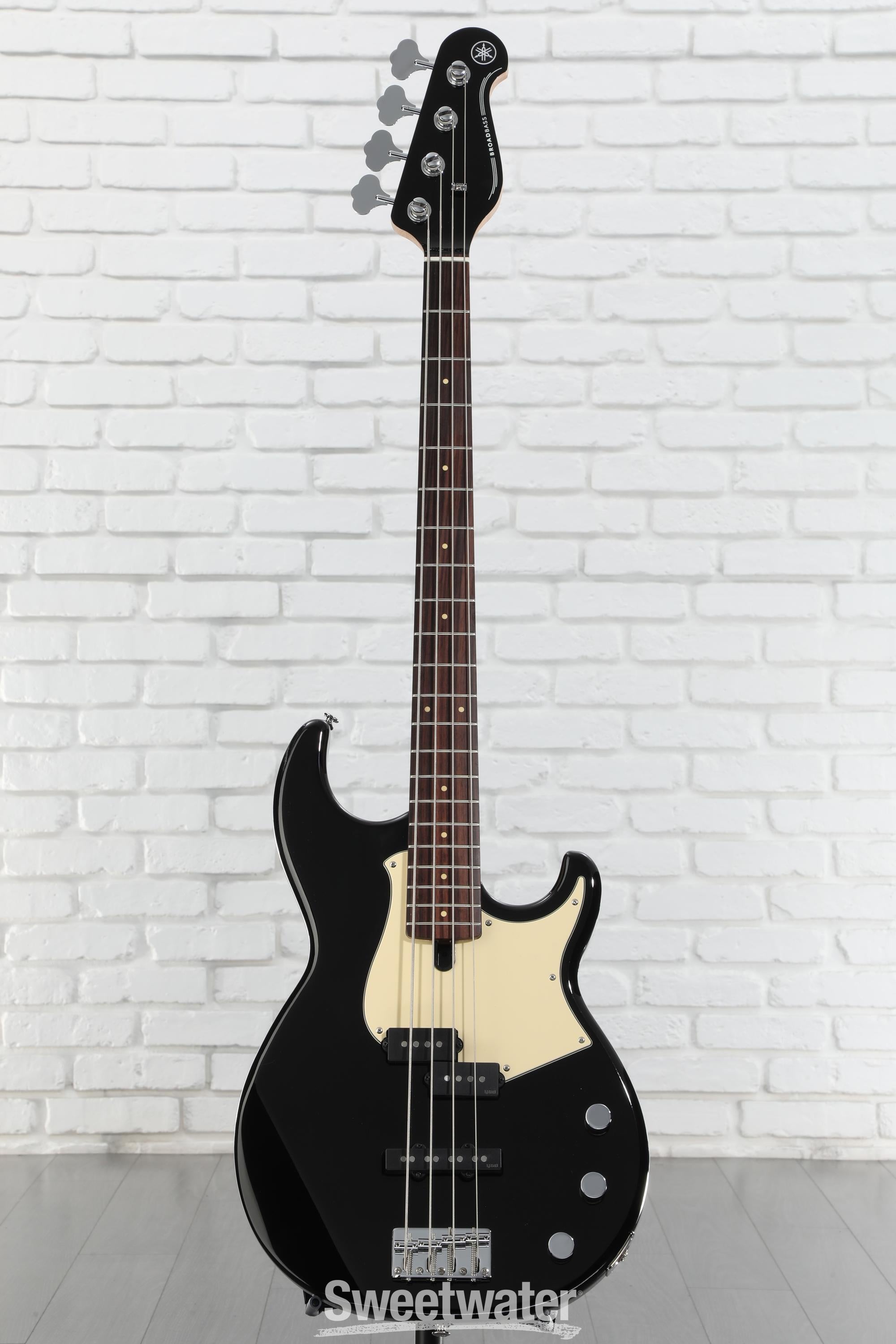 Yamaha BB434 4-string Bass Guitar - Black | Sweetwater