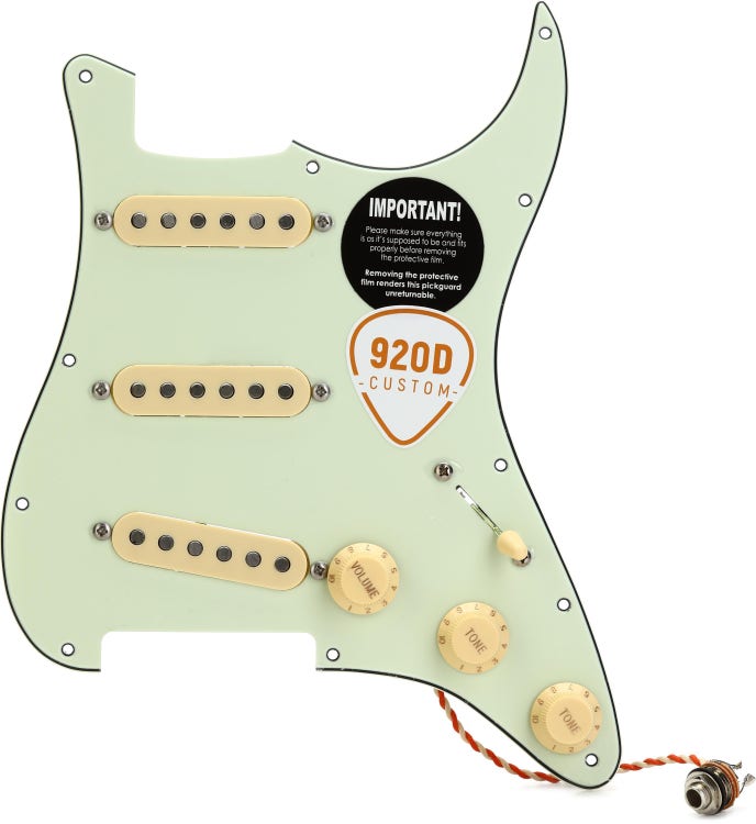Pre-Wired Strat® Pickguard, Texas Special SSS