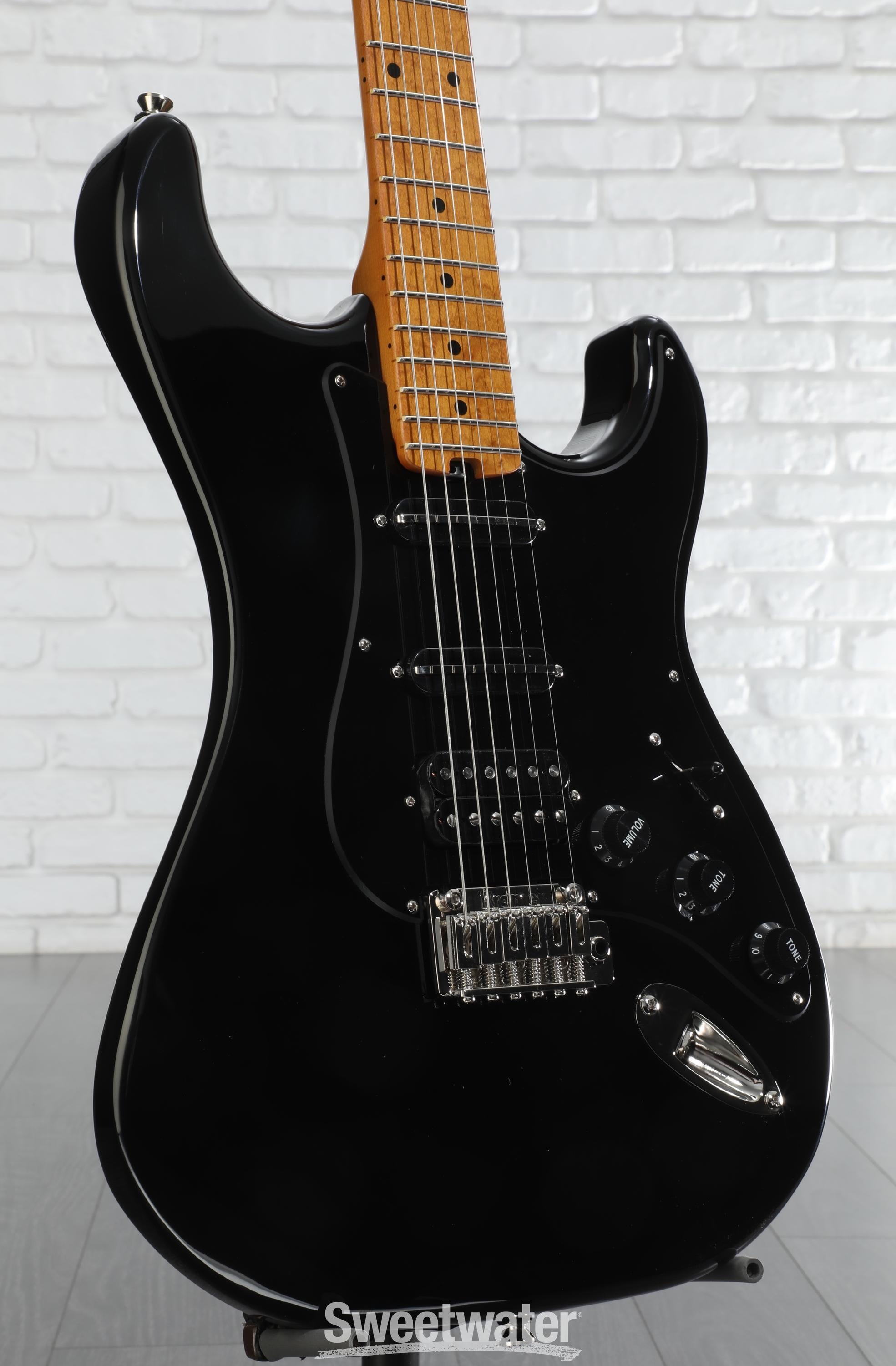 Kramer Pacer Deluxe GT Electric Guitar - Intruder Black