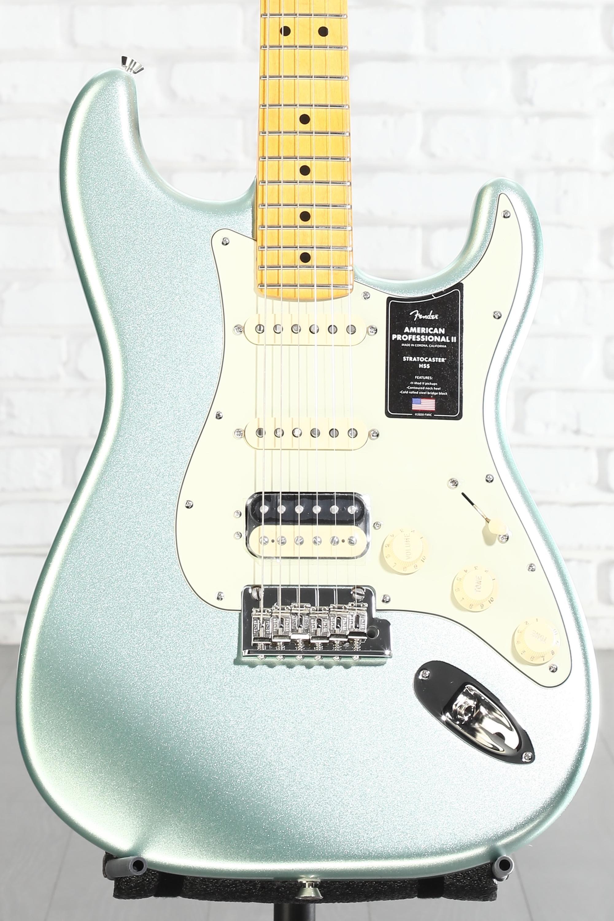 Fender American Professional II Stratocaster HSS - Mystic Surf