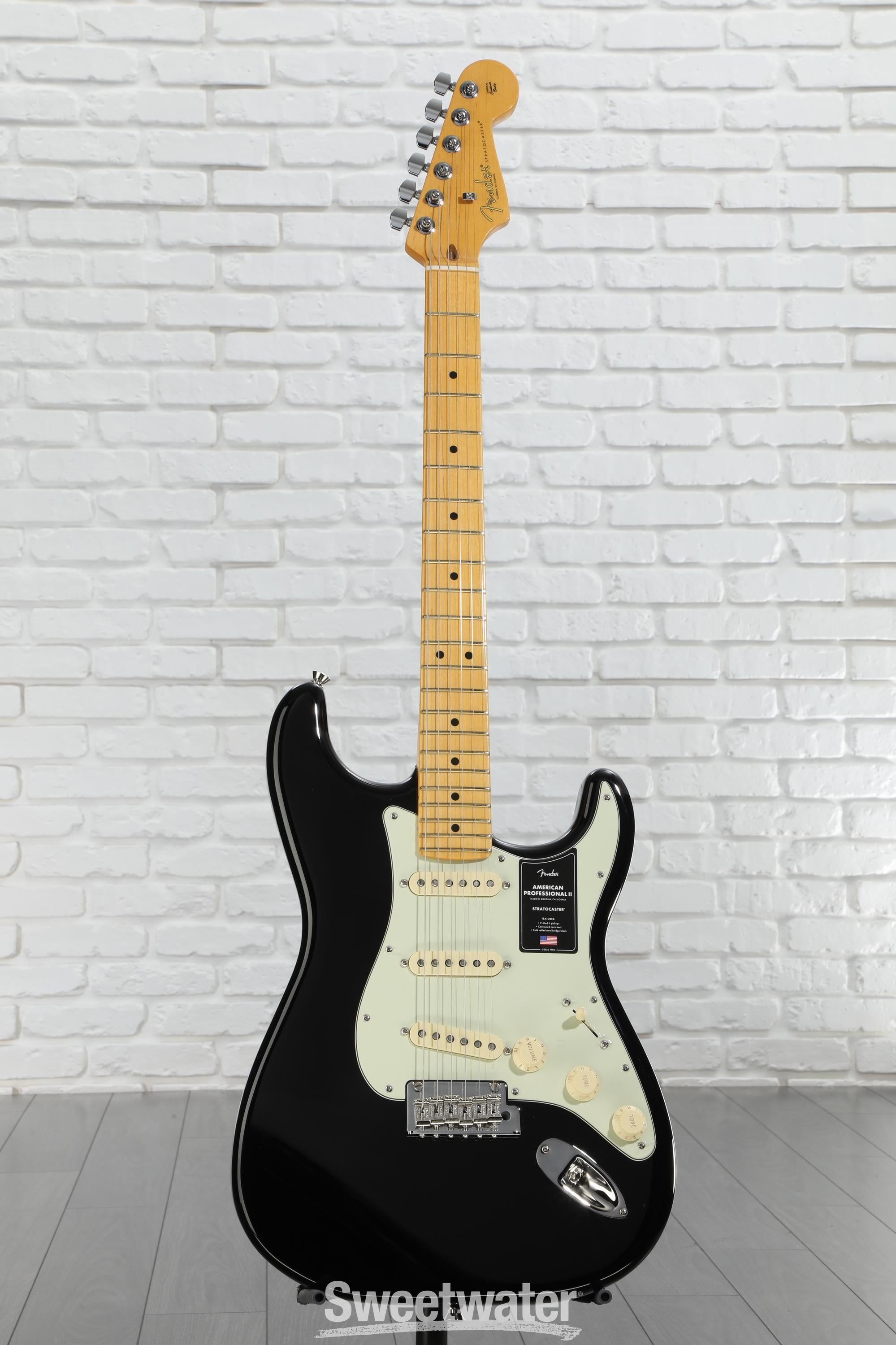 Fender American Professional II Stratocaster - Black with Maple