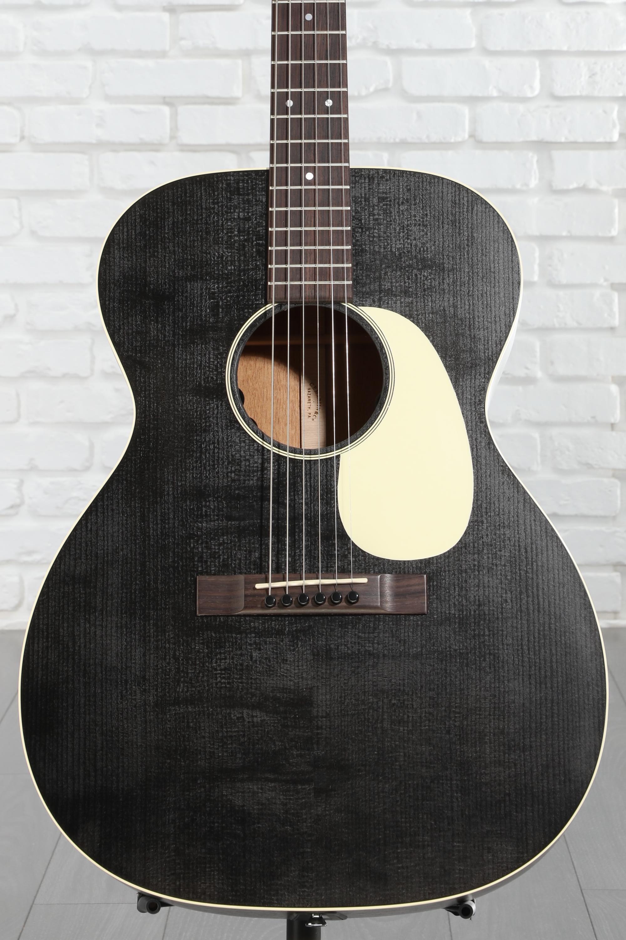 Martin 000-17E 2021年製美品 Martin 000-17E Acoustic-electric Guitar - Black Smoke | Sweetwater