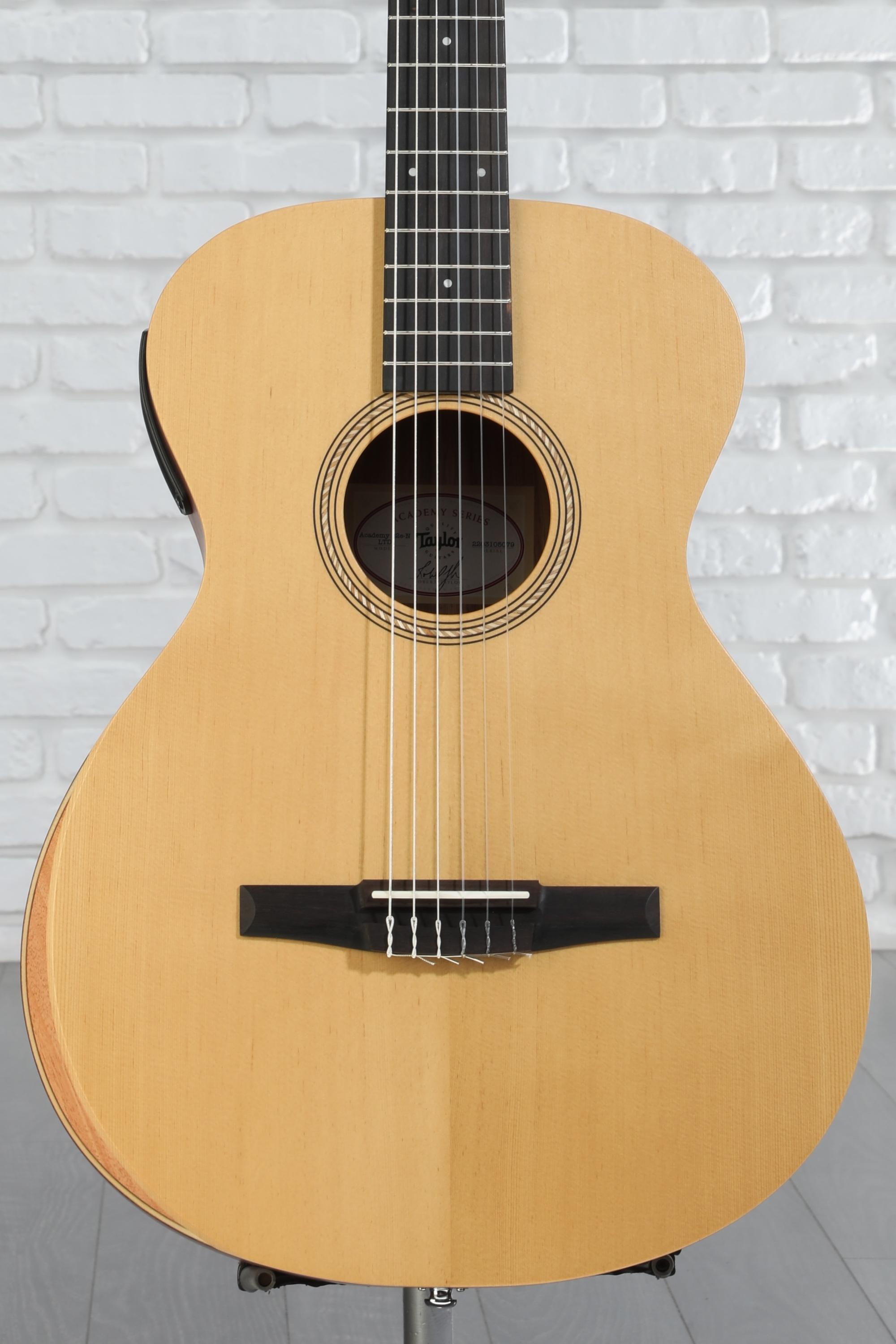 Taylor Academy 12e-N Nylon-string Acoustic-electric Guitar