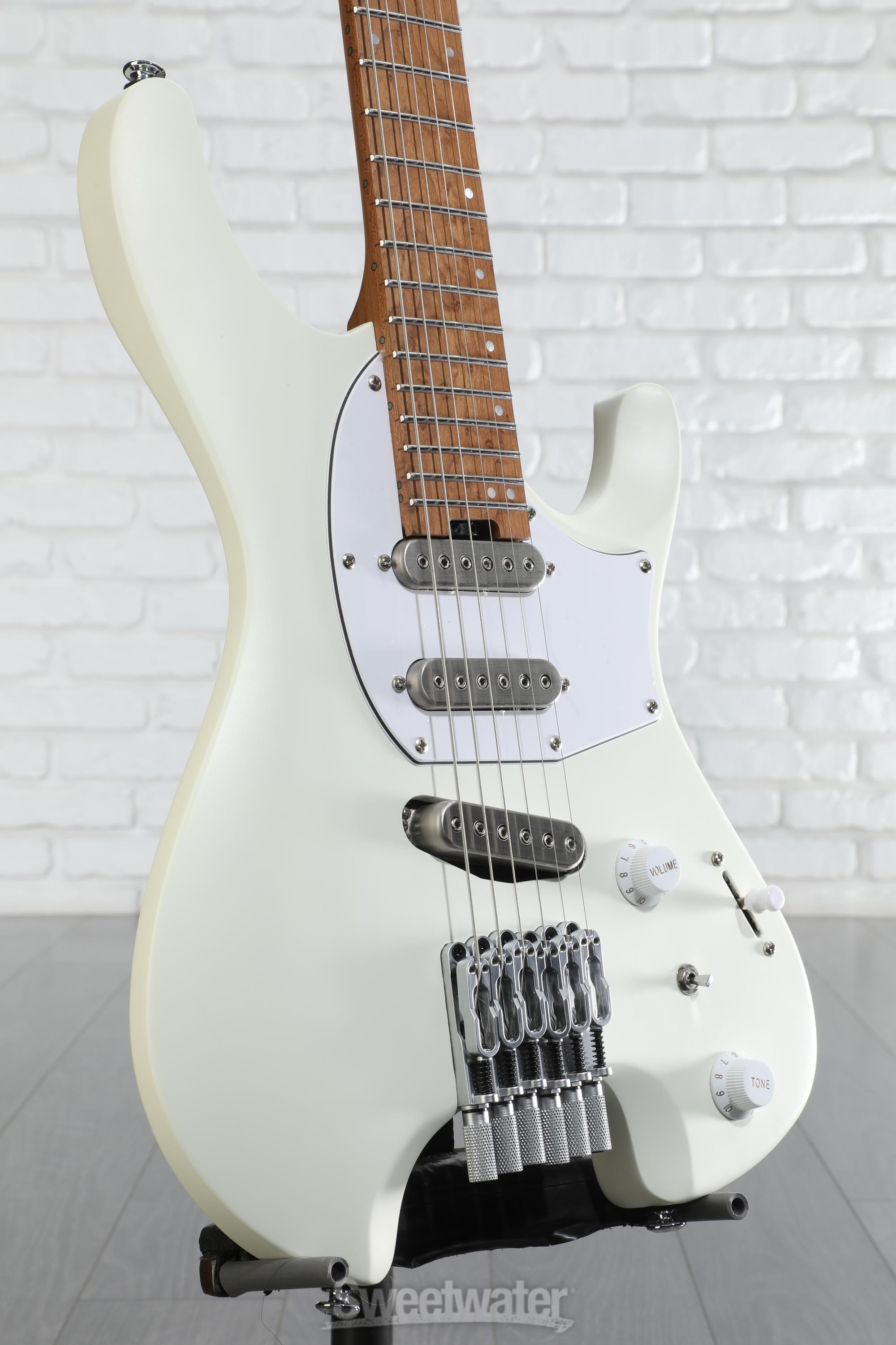 Ibanez Ichika Signature ICHI10 Electric Guitar - Vintage