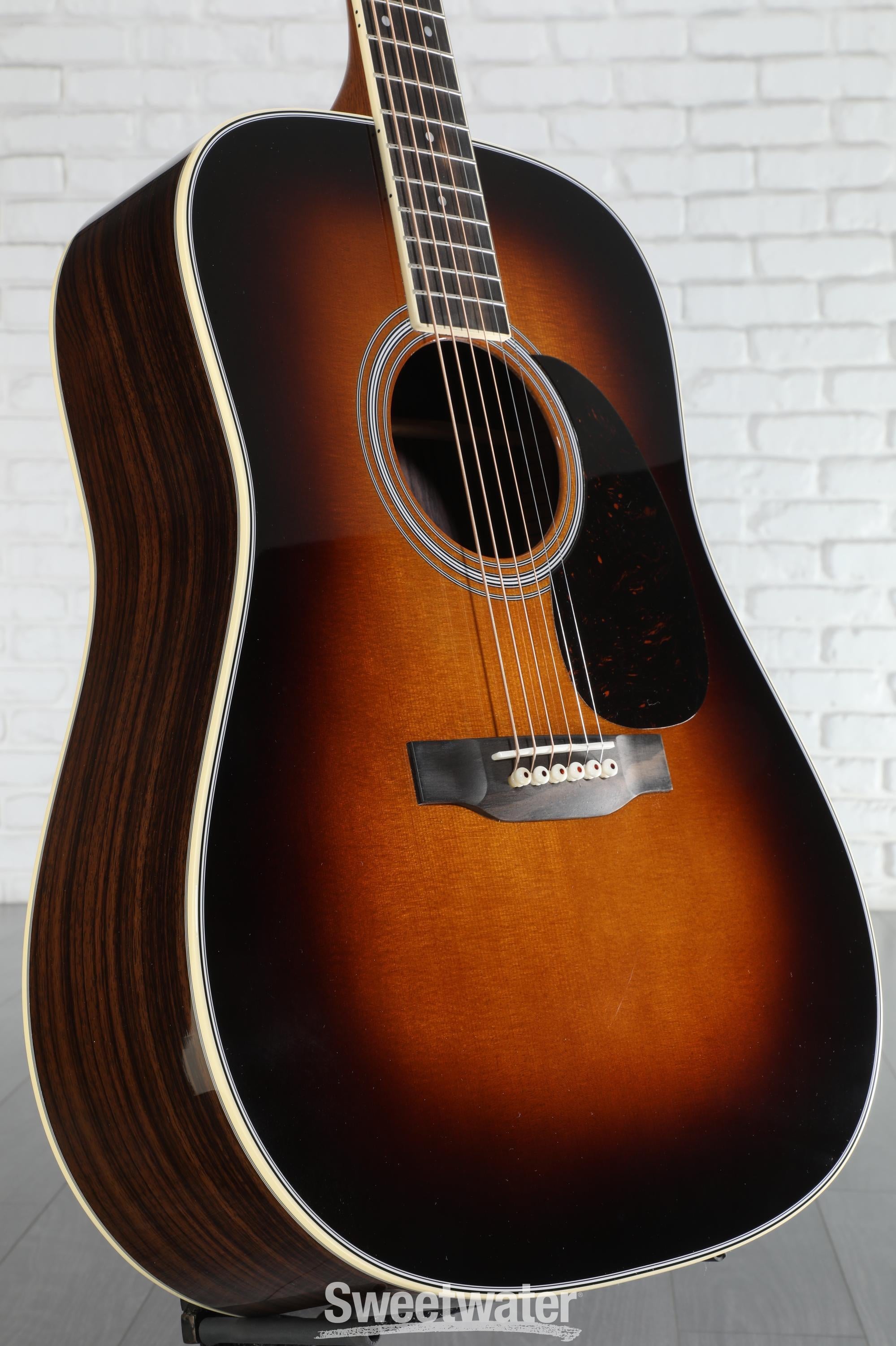 ギター Martin D-28 Sunburst Martin D-28 - 1935 Sunburst (2025) – Empire Music