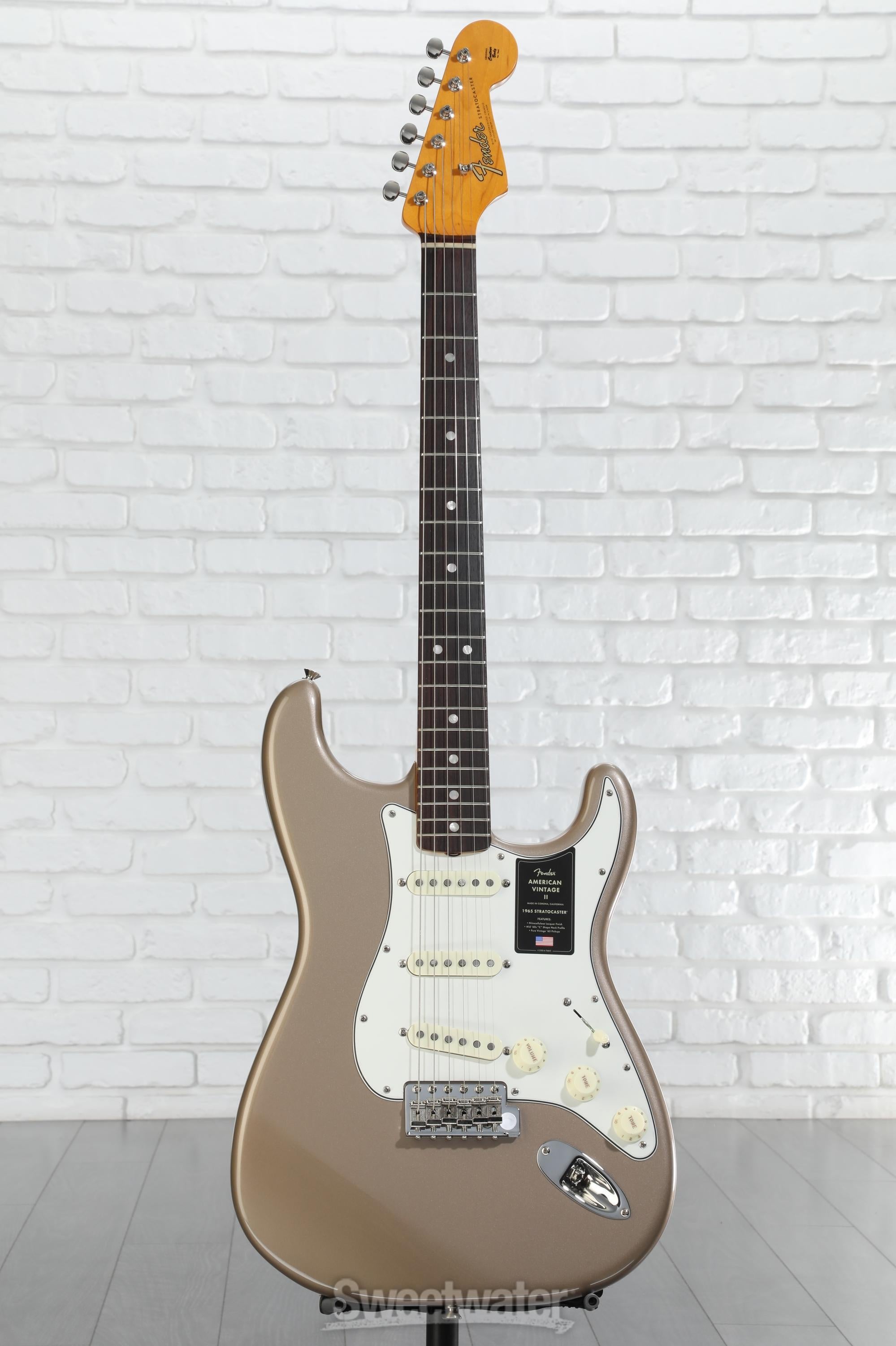 ギター Fender USA American Vintage Stratocaster Fender American Vintage II 1965 Stratocaster Electric Guitar